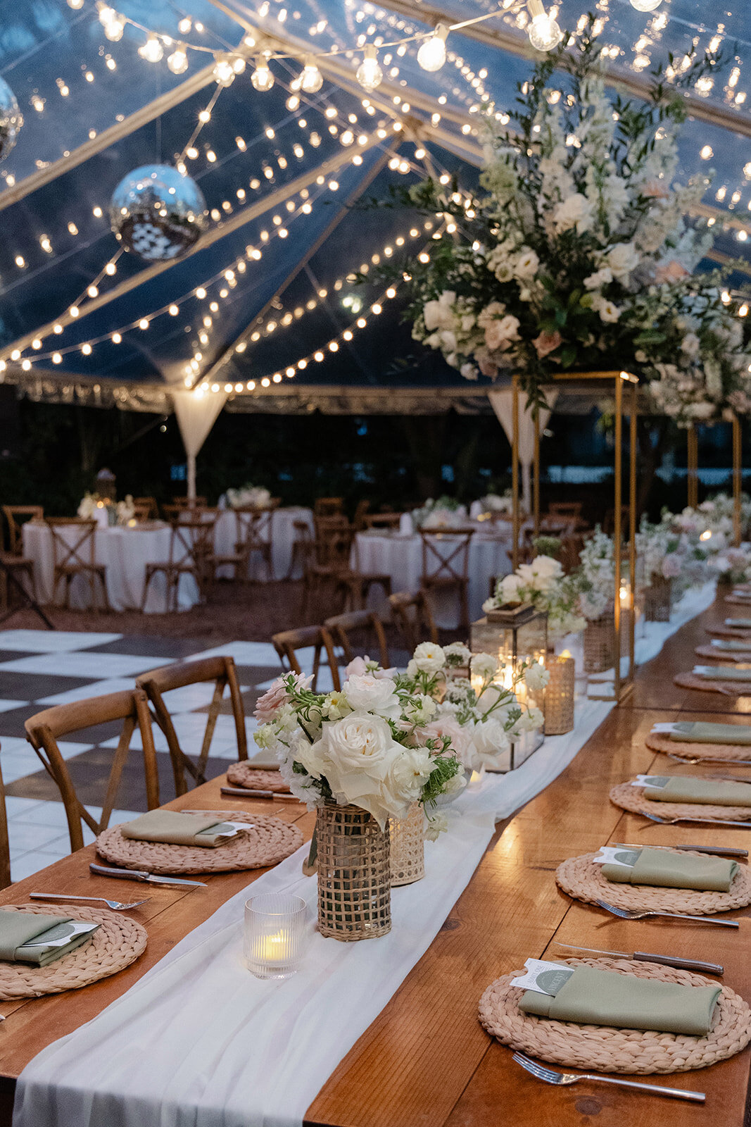 Floral design, table decor, wedding decorations, spring wedding, indoor reception