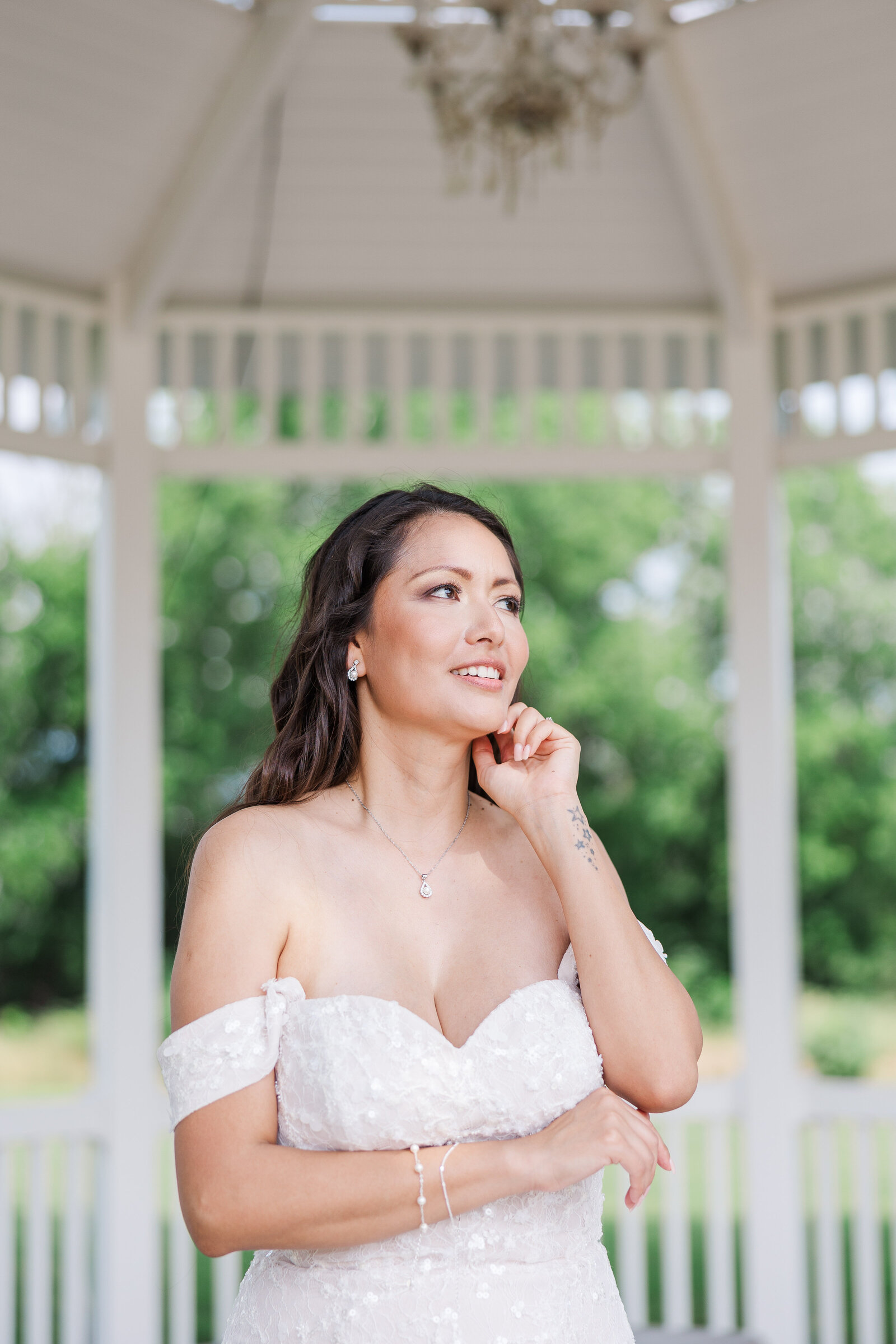 Solo bride photography before wedding reception