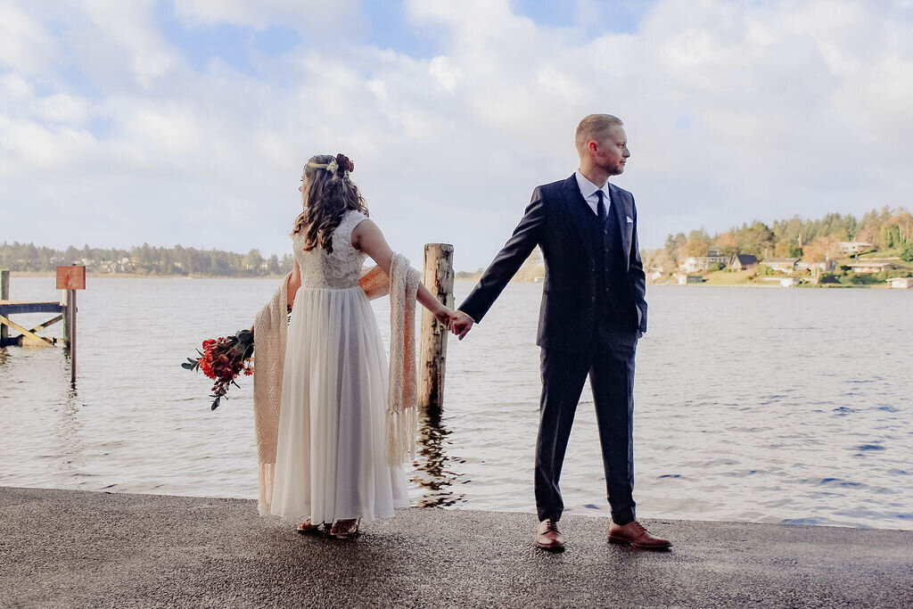 Wedding Photographer in Lincoln City, Oregon 