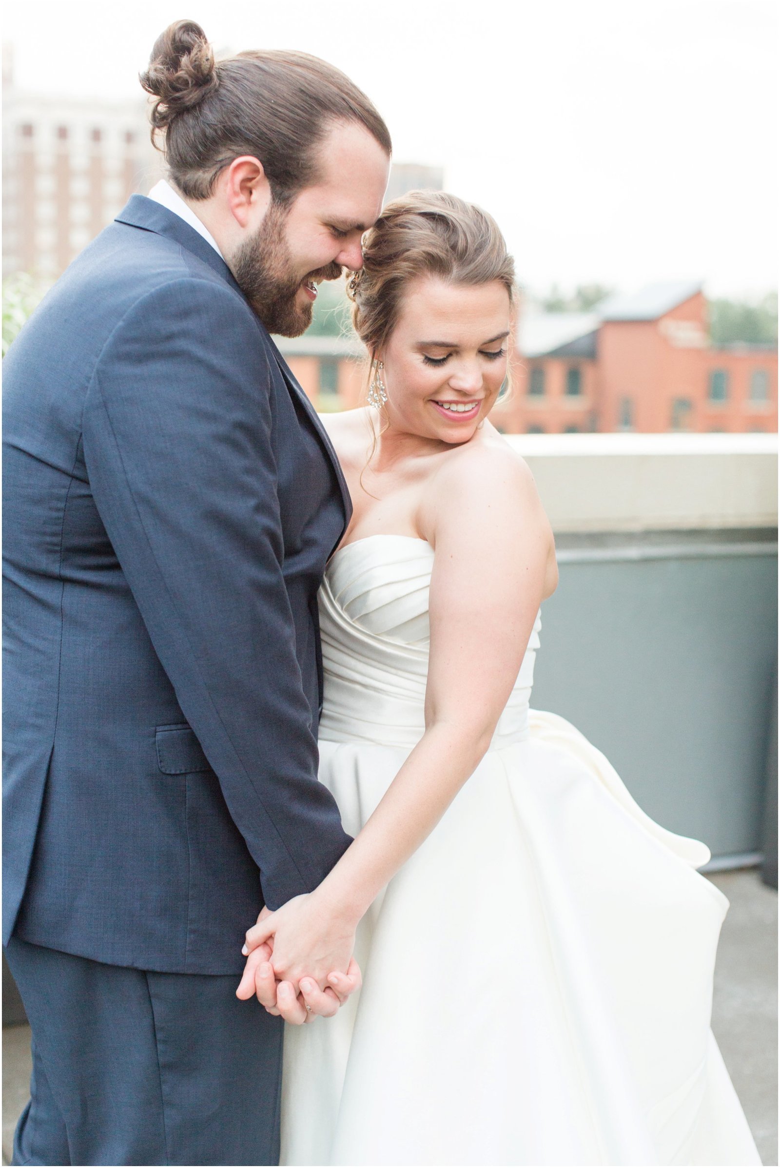 avenue-downtown-greenville-wedding_0364