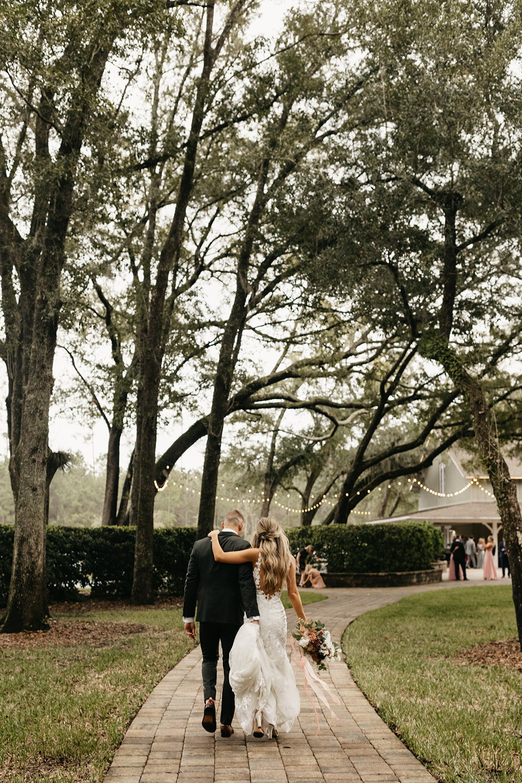 Meghan_Caeleb_Wedding_Wearethebowsers-608