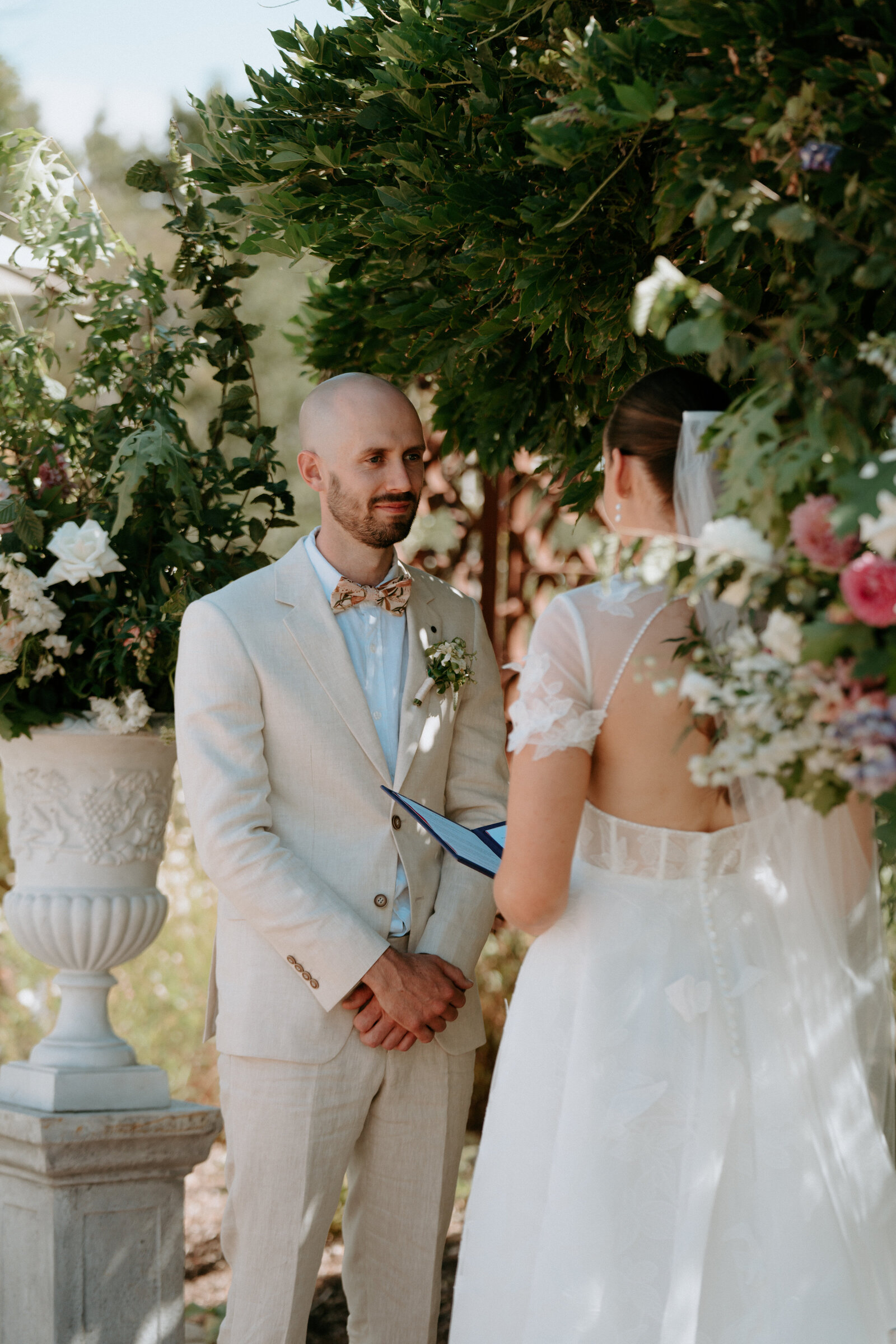 2024-02-17-Georgia + Daniel Ravenswood Homestead Wedding Sneak Peeks Daisy + Pine-068