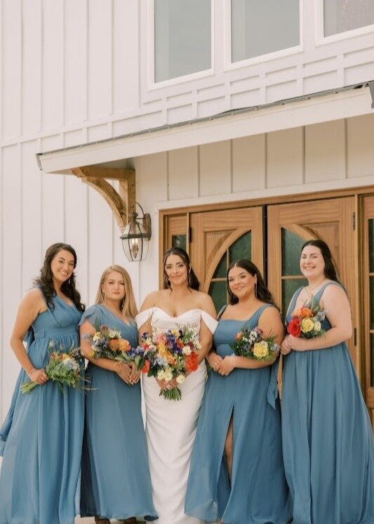 Bride-Bridesmaid-Floral-Bouquet-The-Legacy-at-Willow-Pond.JPG