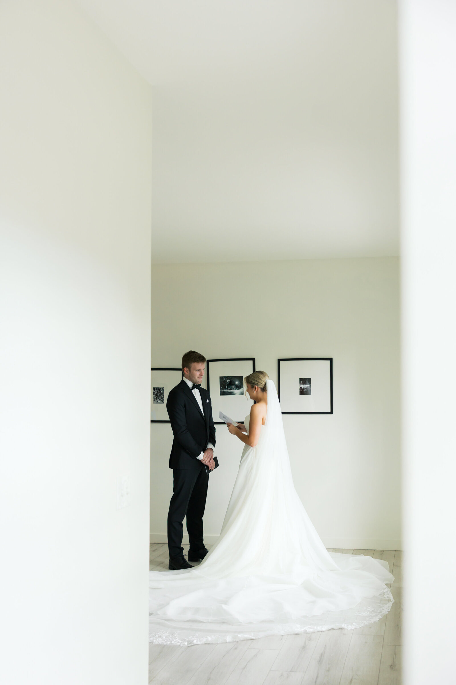 Wild Carrot St. Louis Wedding Photographer Lainie Arnold Photography-45