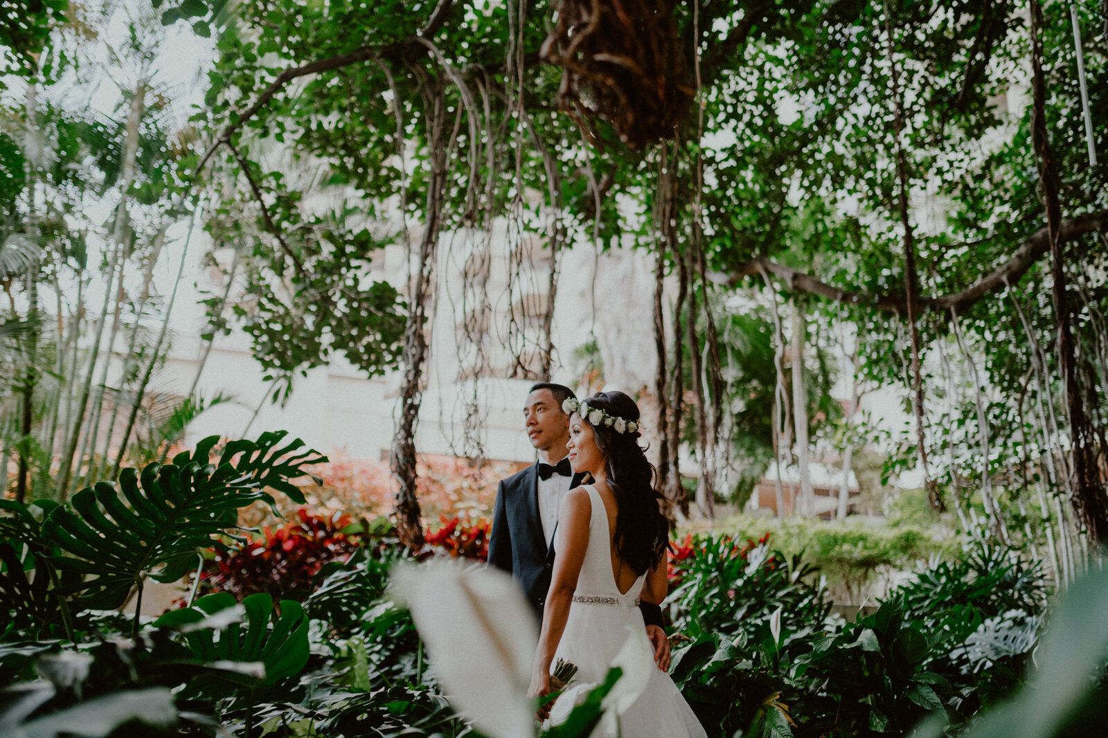 Hale-Koa-Wedding-Waikiki-Elopement-Destination-Wedding-Chelsea-Abril-Photography68