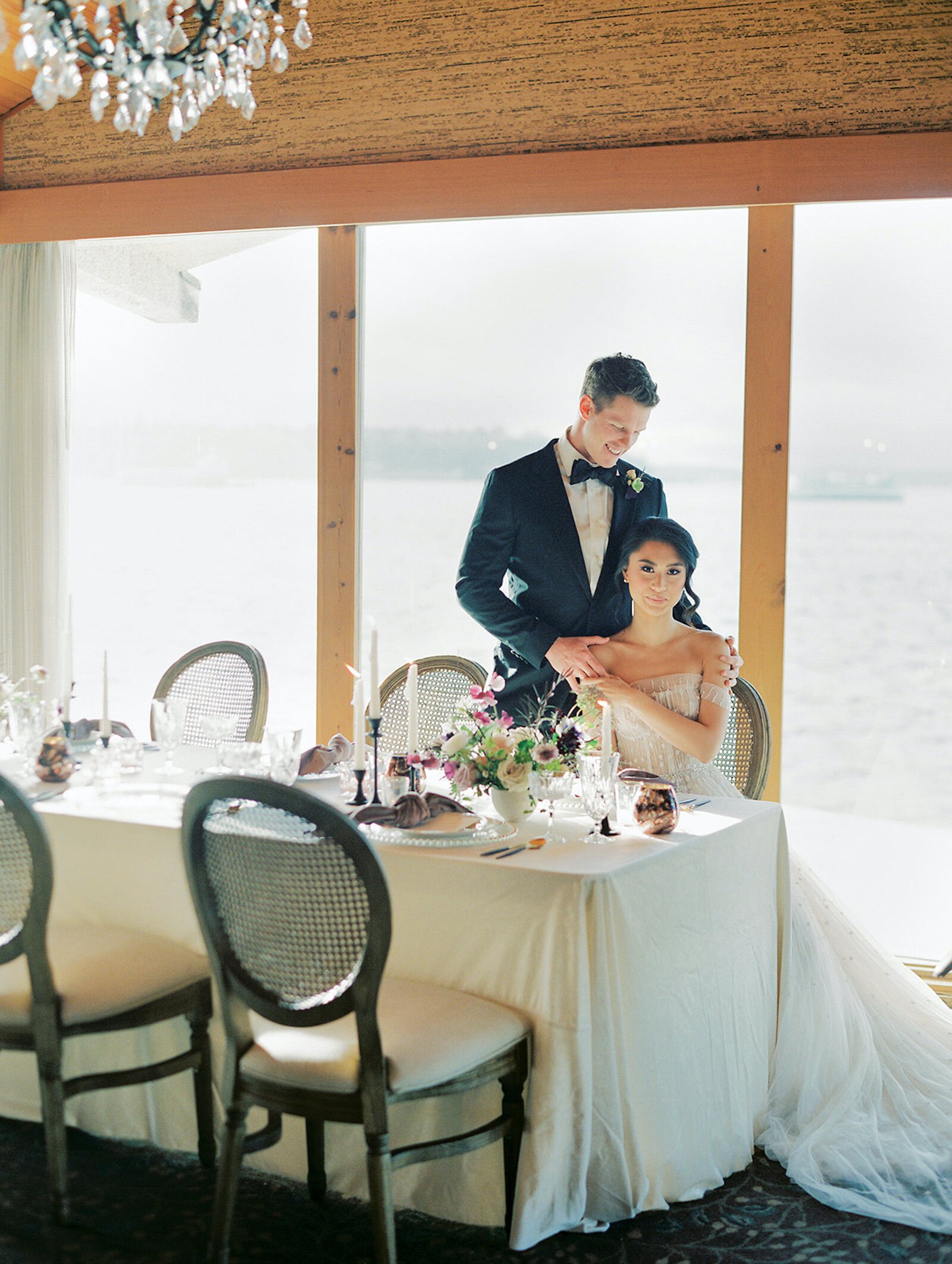 edgewater-hotel-seattle-wedding-24