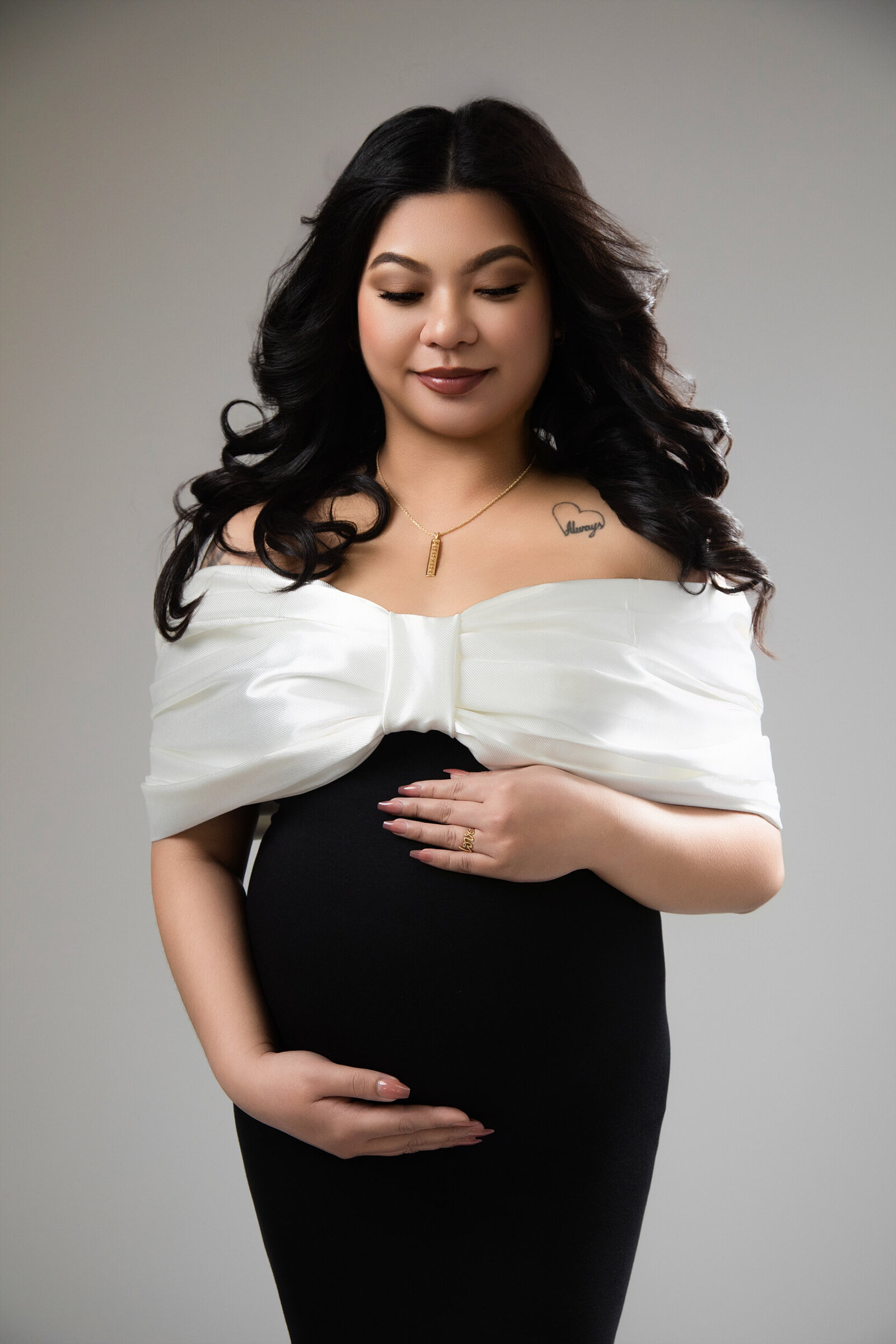 Sacramento Maternity and Newborn Photographer