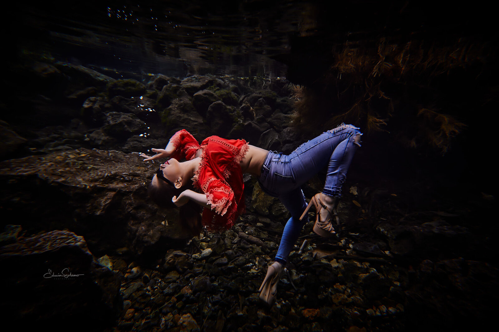 Underwater-orange-dress-0010
