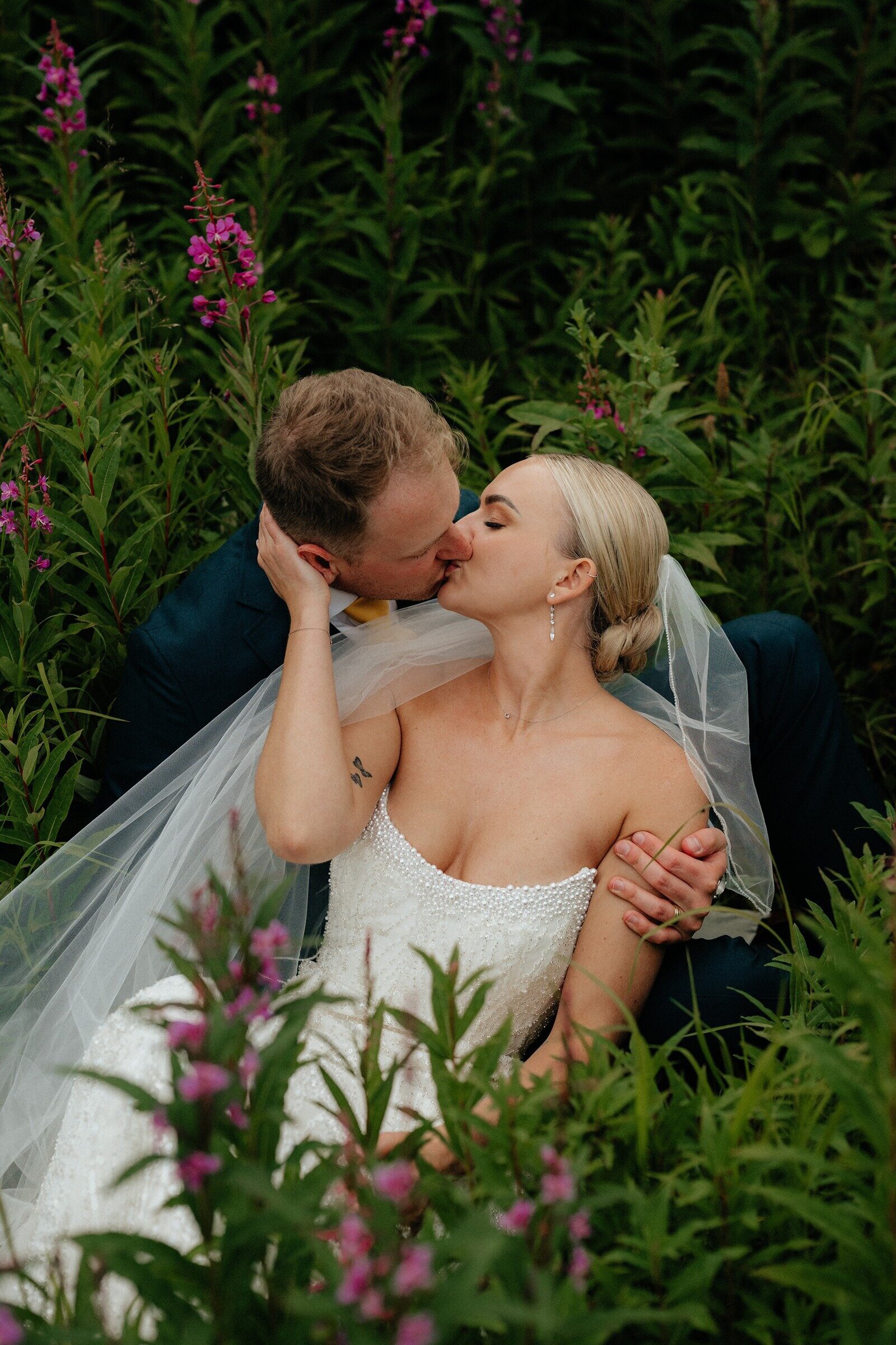 Merrick-Wedding_Homer-Alaska-Wedding_EmeliaKPhotography-96