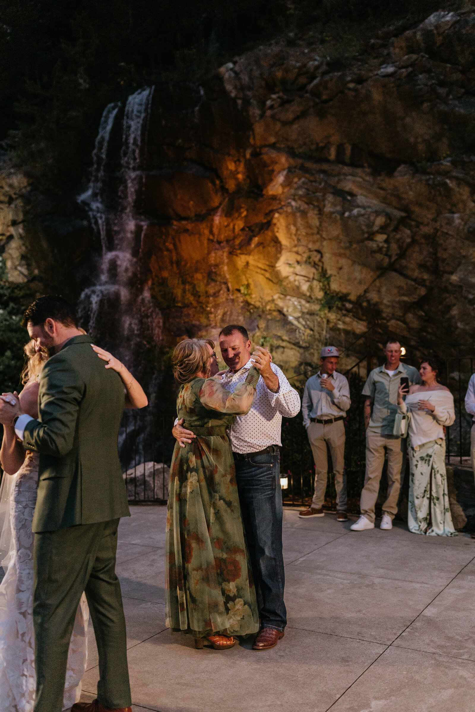 East-Tennessee-Wedding-Photographer-Videographer-Radiant-Mountain-Media-942