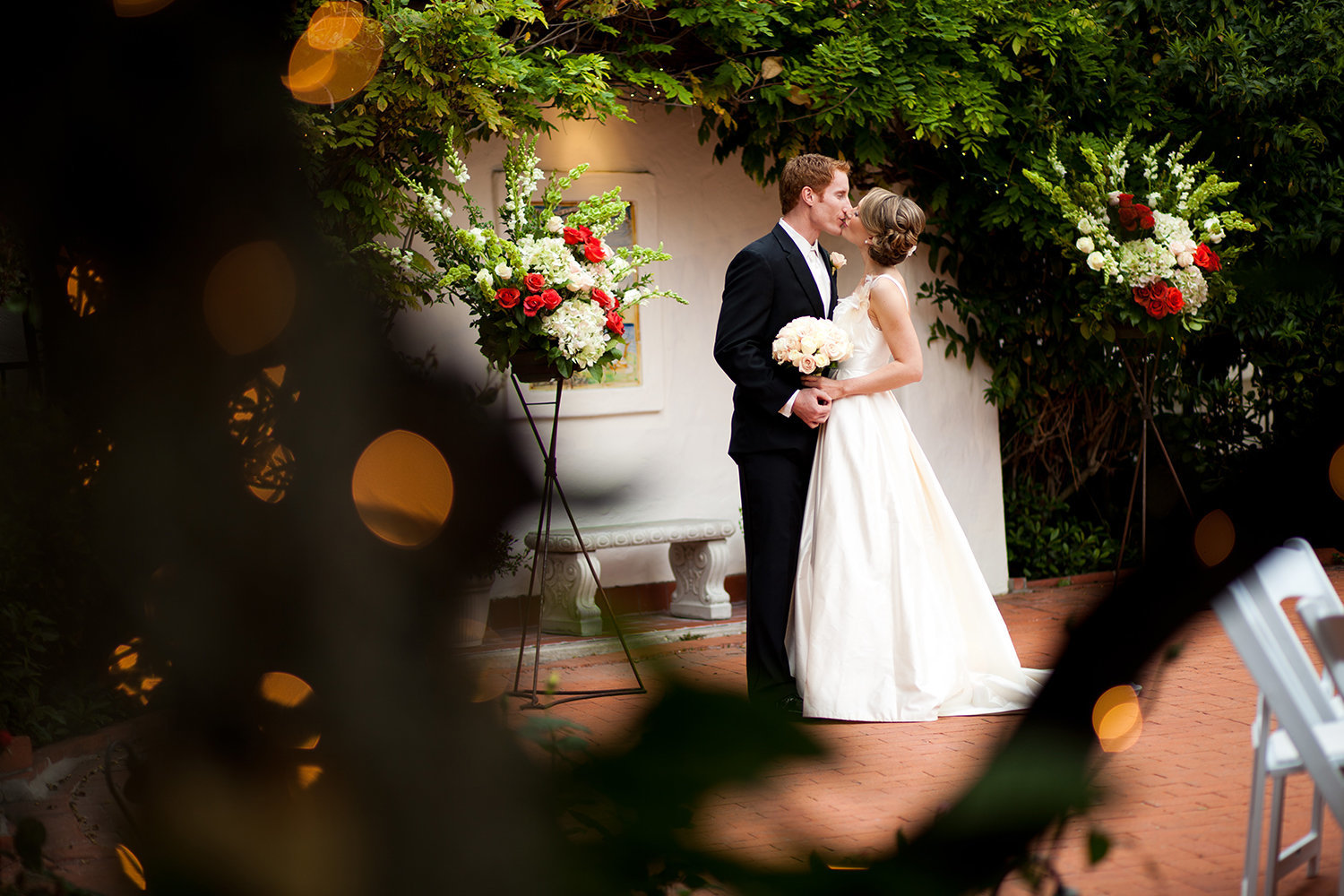 awesome bride and groom shot at darlington house