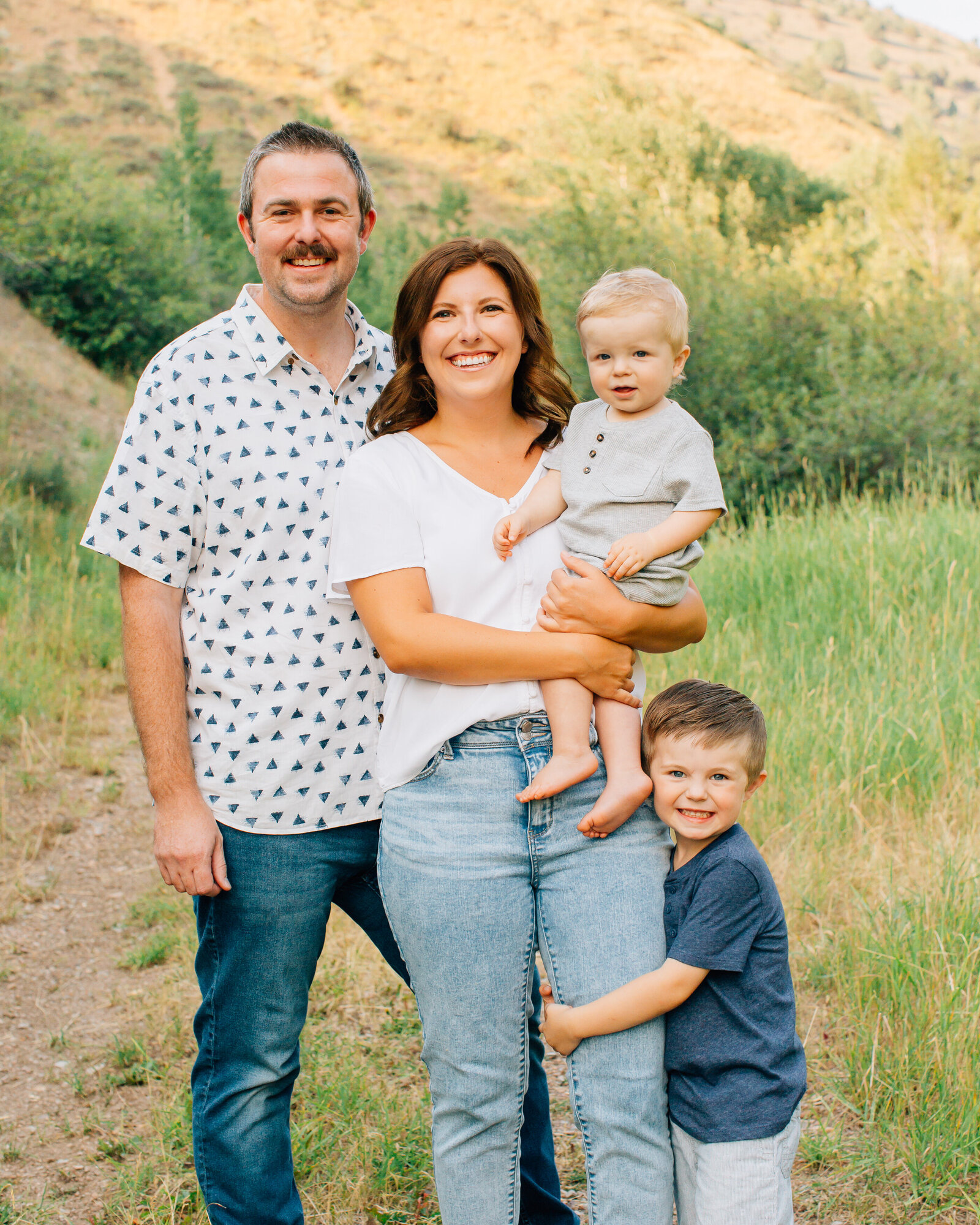 FamilyPhotos-LoganUT_TianaSimpsonPhotography-006