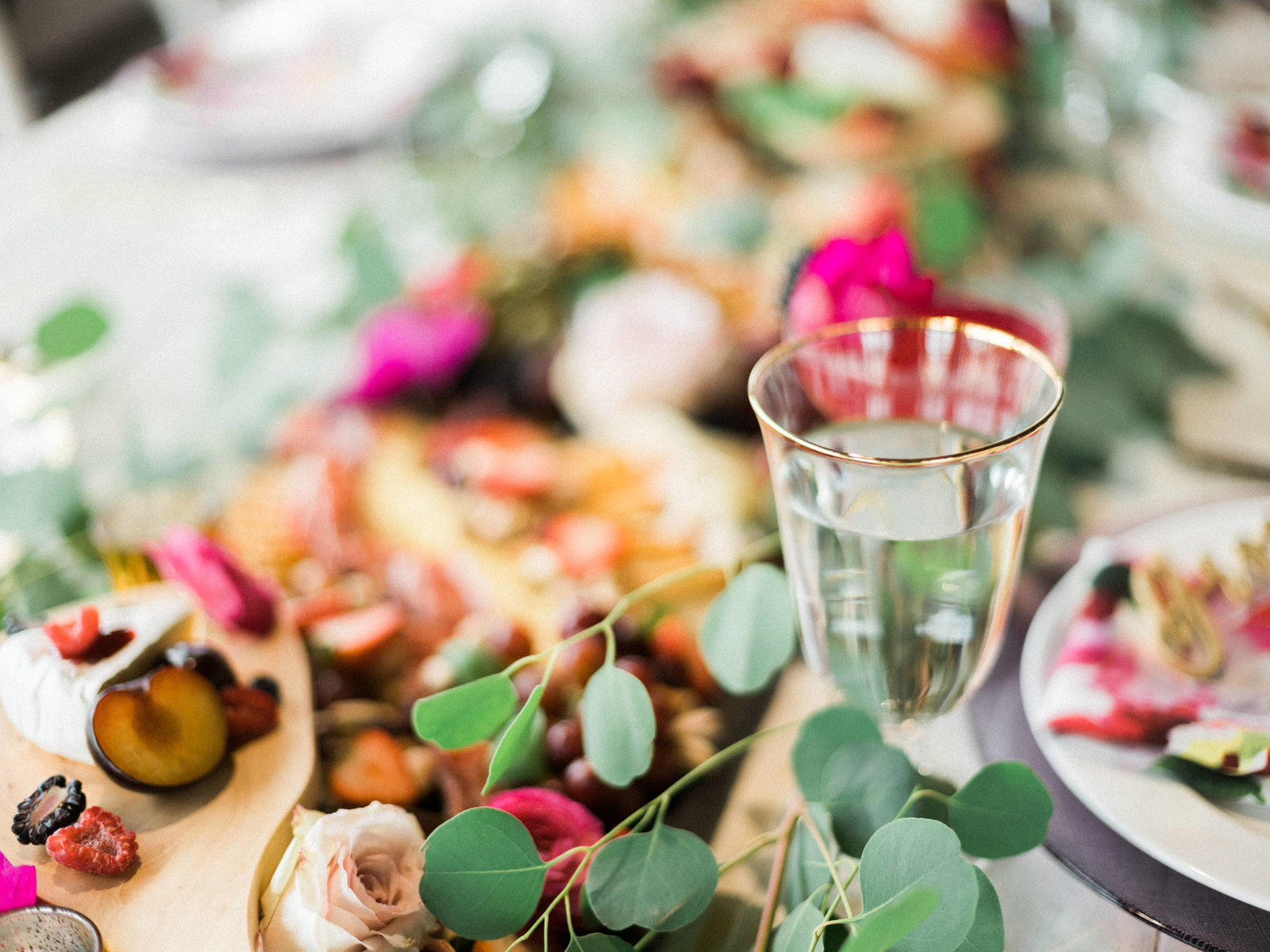 summer wedding table decor