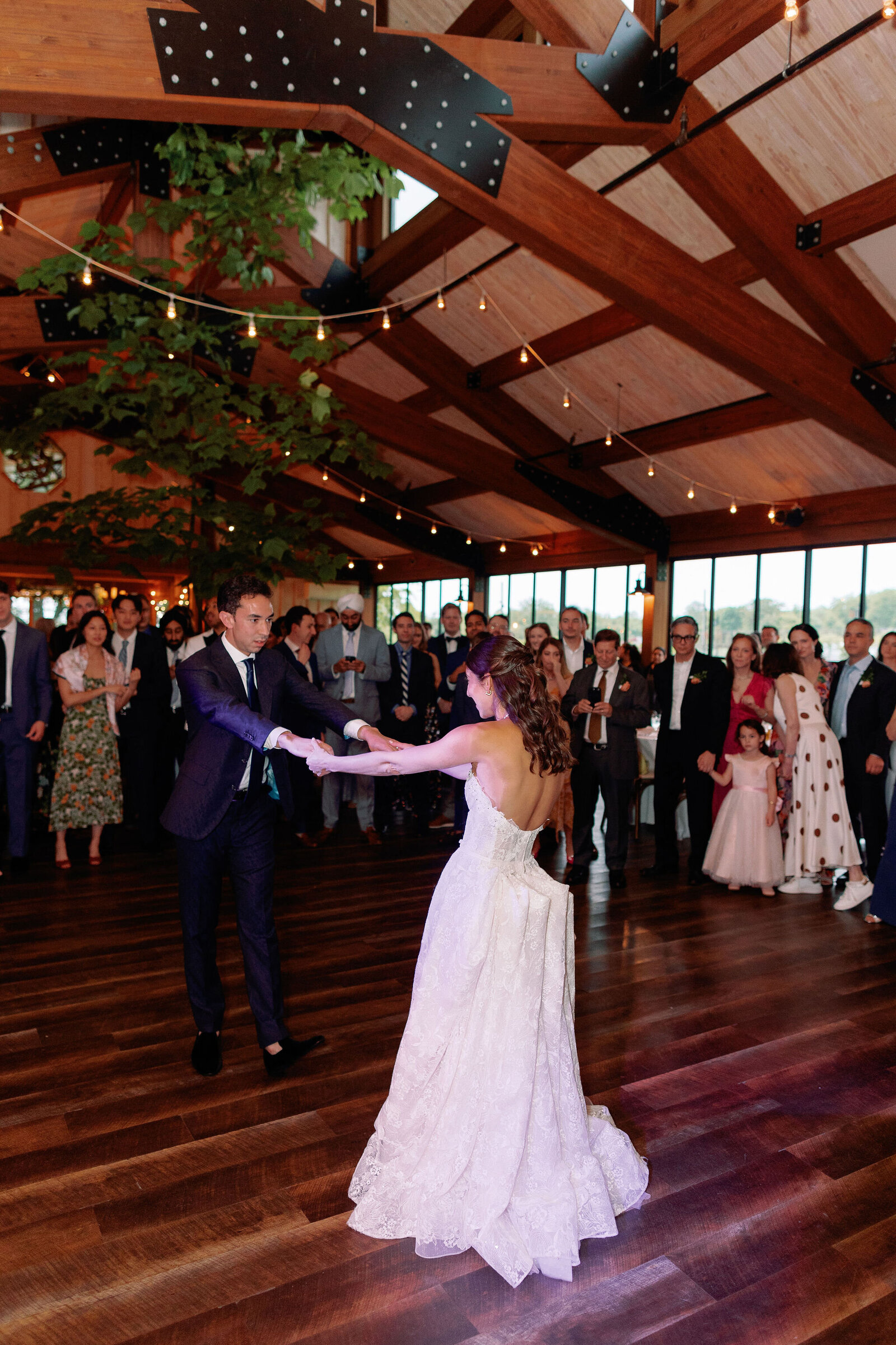 red-maple-vineyard-wedding-hudson-valley-550