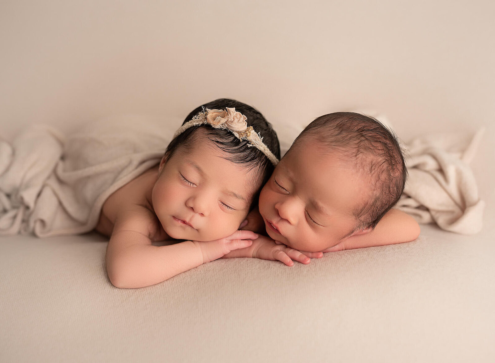 twin boy an girl newborns