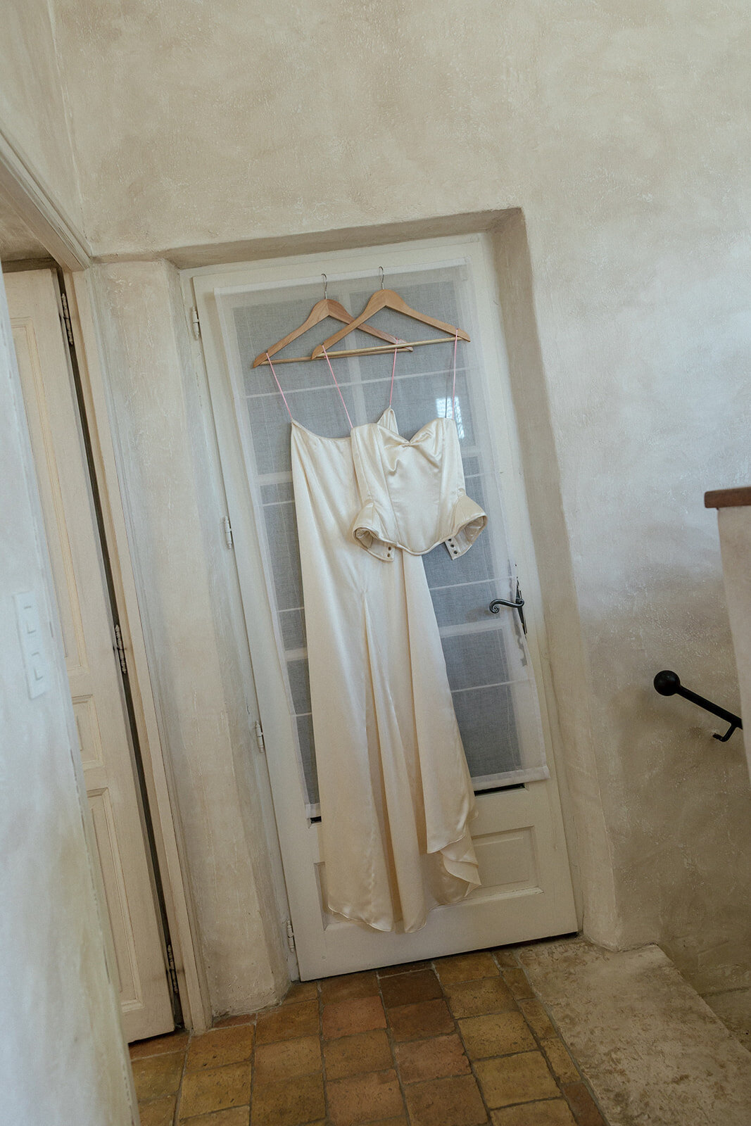 La mas de la rose wedding photographer france -Emma Wilder Photography-44