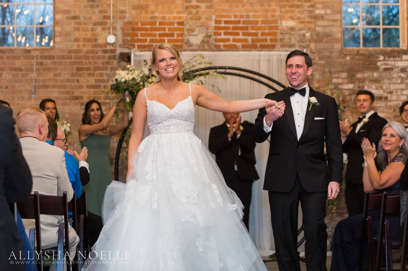 Wedding-at-The-Factory-on-Barclay-in-Milwaukee-0847