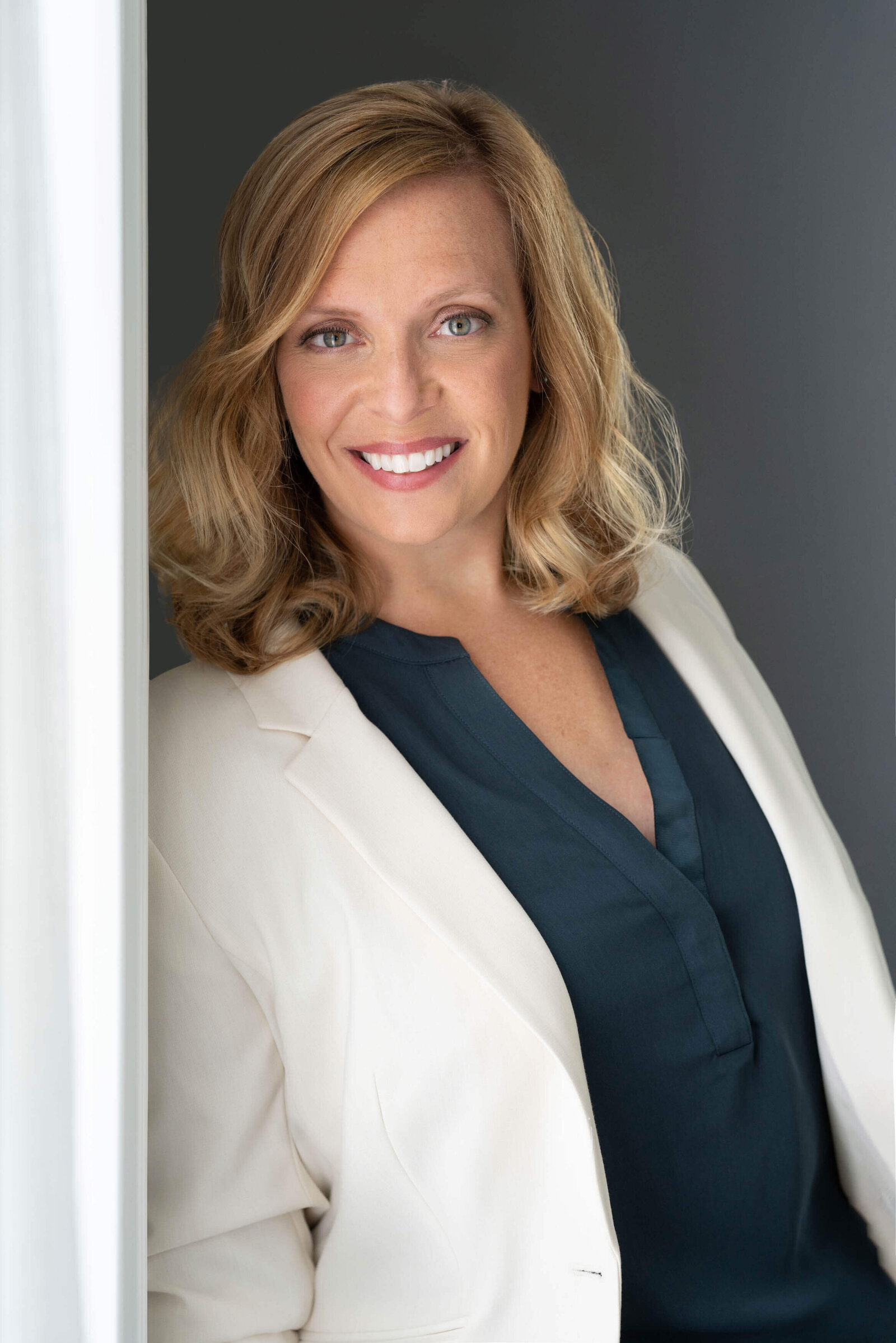 sarasota-business-headshot-photographer-portrait-boutique-15 (1)
