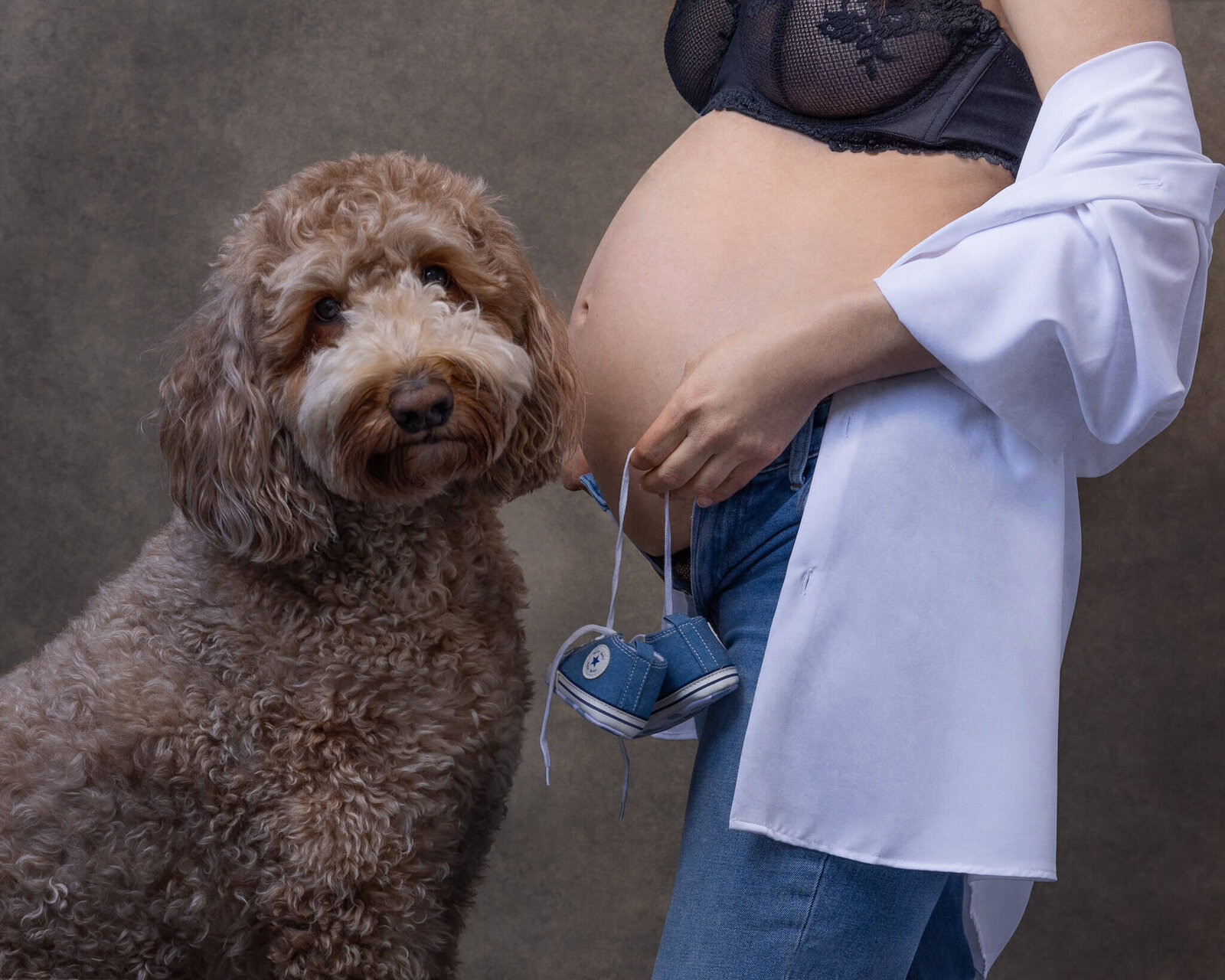 las-vegas-maternity-belly-portrait