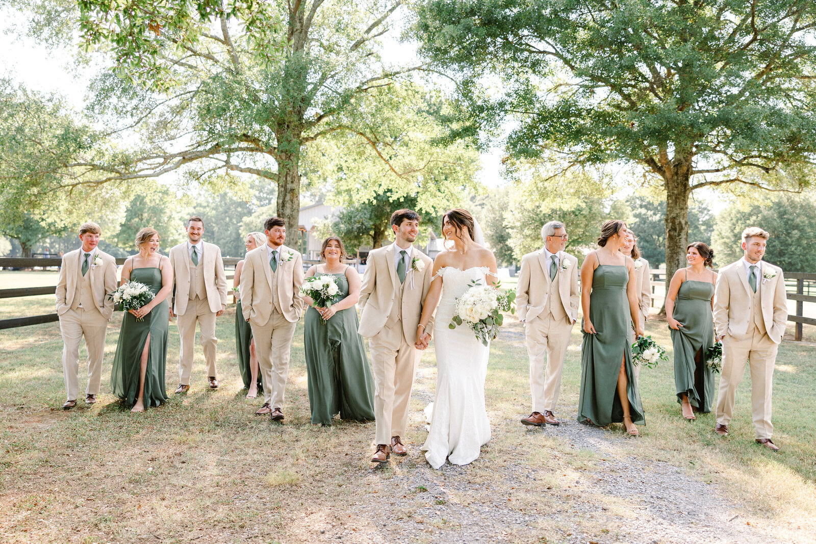 Abby-Bell-Photography-Wedding-Party-Lauren-Zac-Alabama