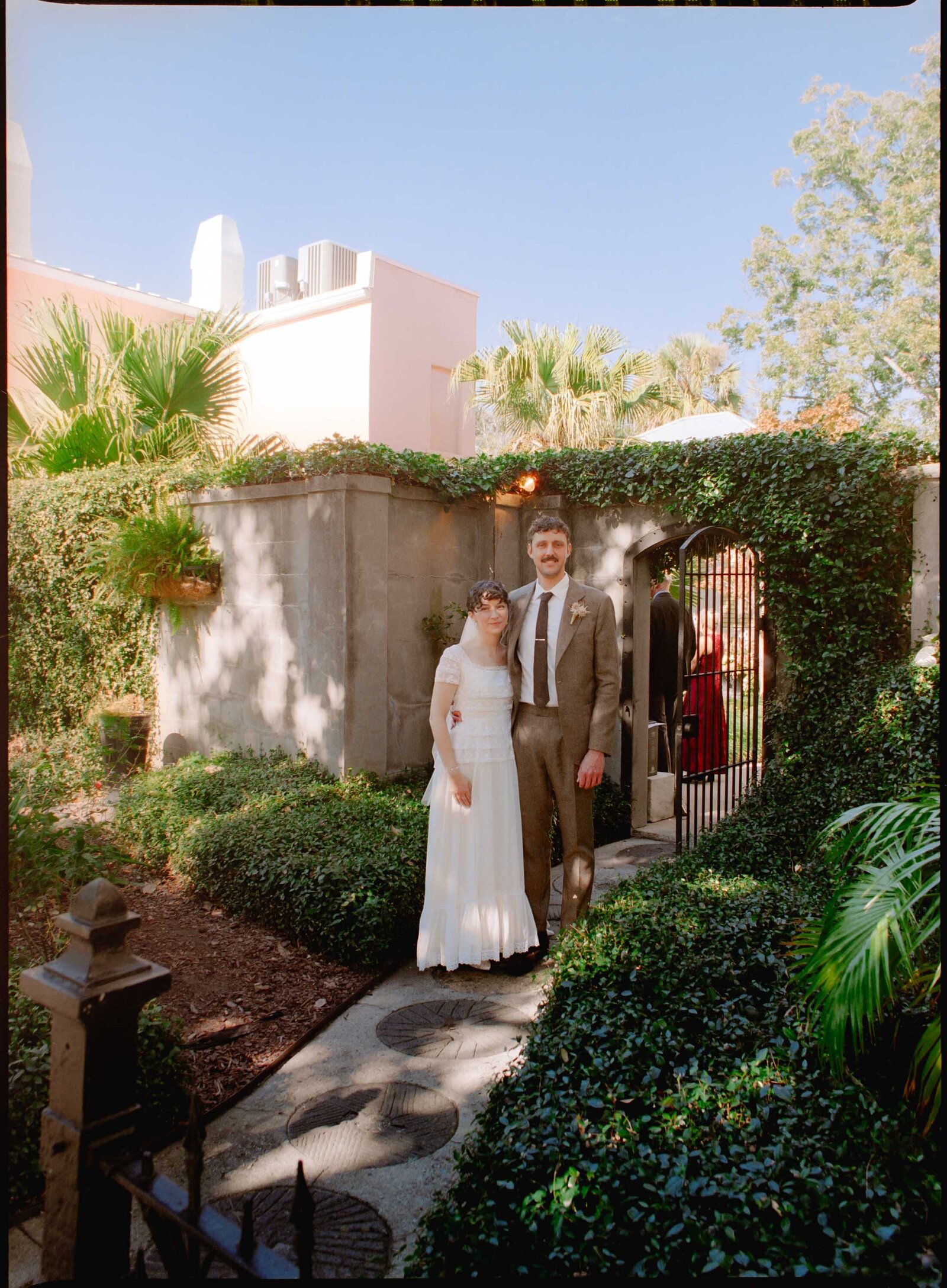 coastal-colorful-wedding-film-photos-jess-buckley-17