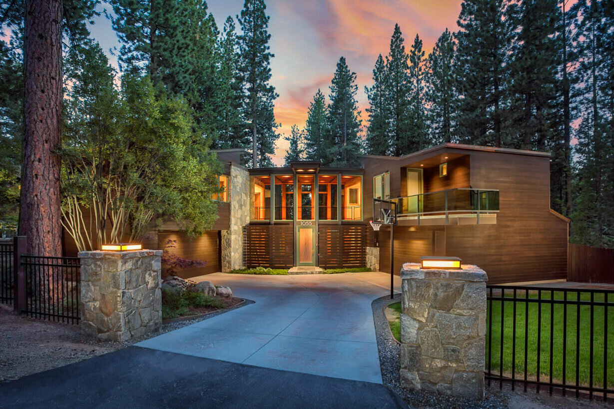 Mountain home architecture18