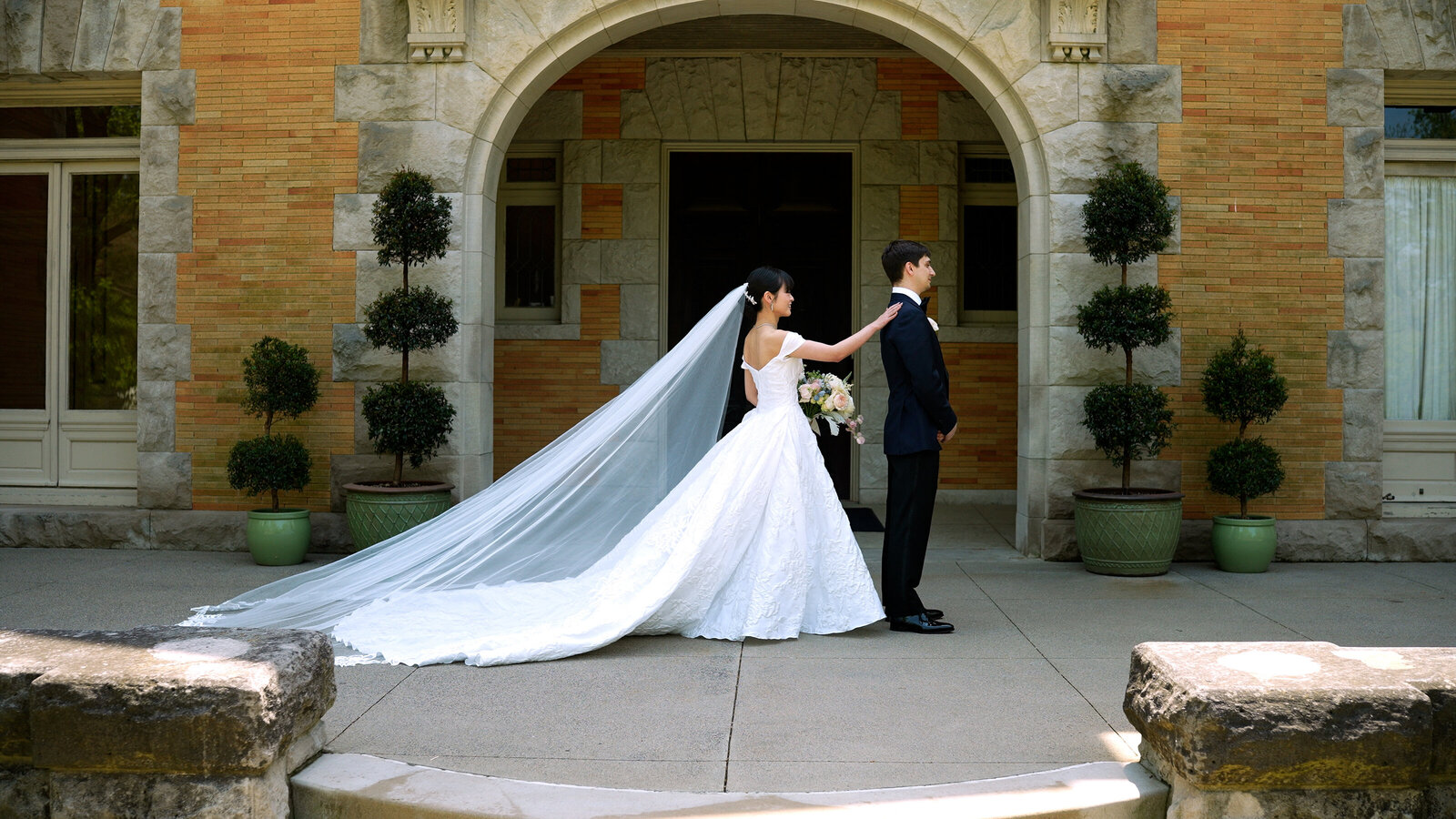 Bride Groom First Look Cairnwood