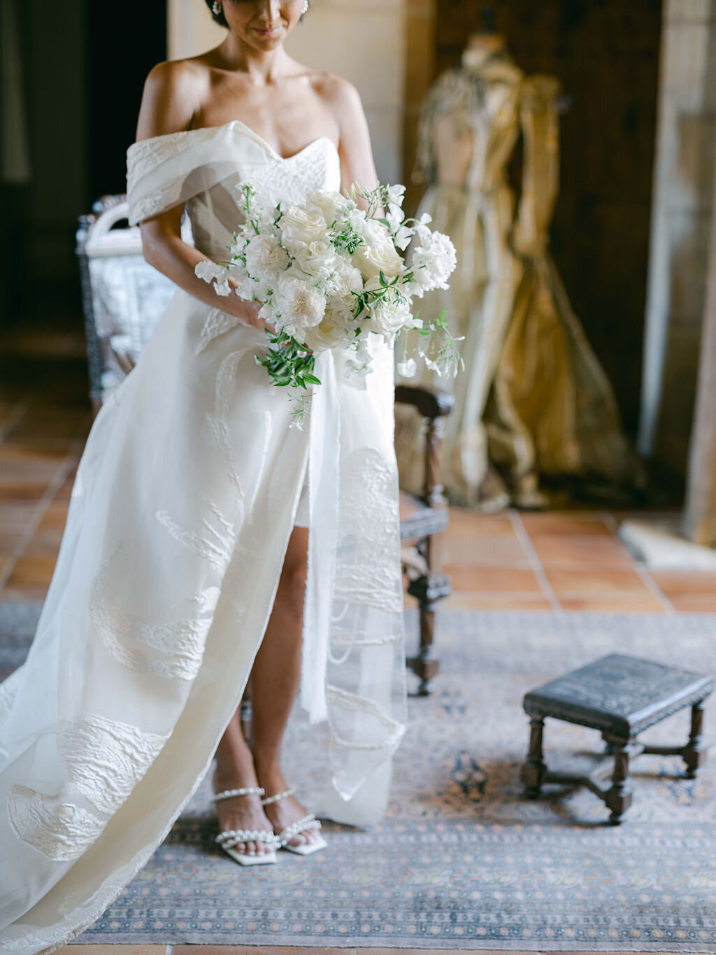 Paris-Photographer-Destination-Franklyn-Wedding-Loire-Chateau-FKPG1704-2023
