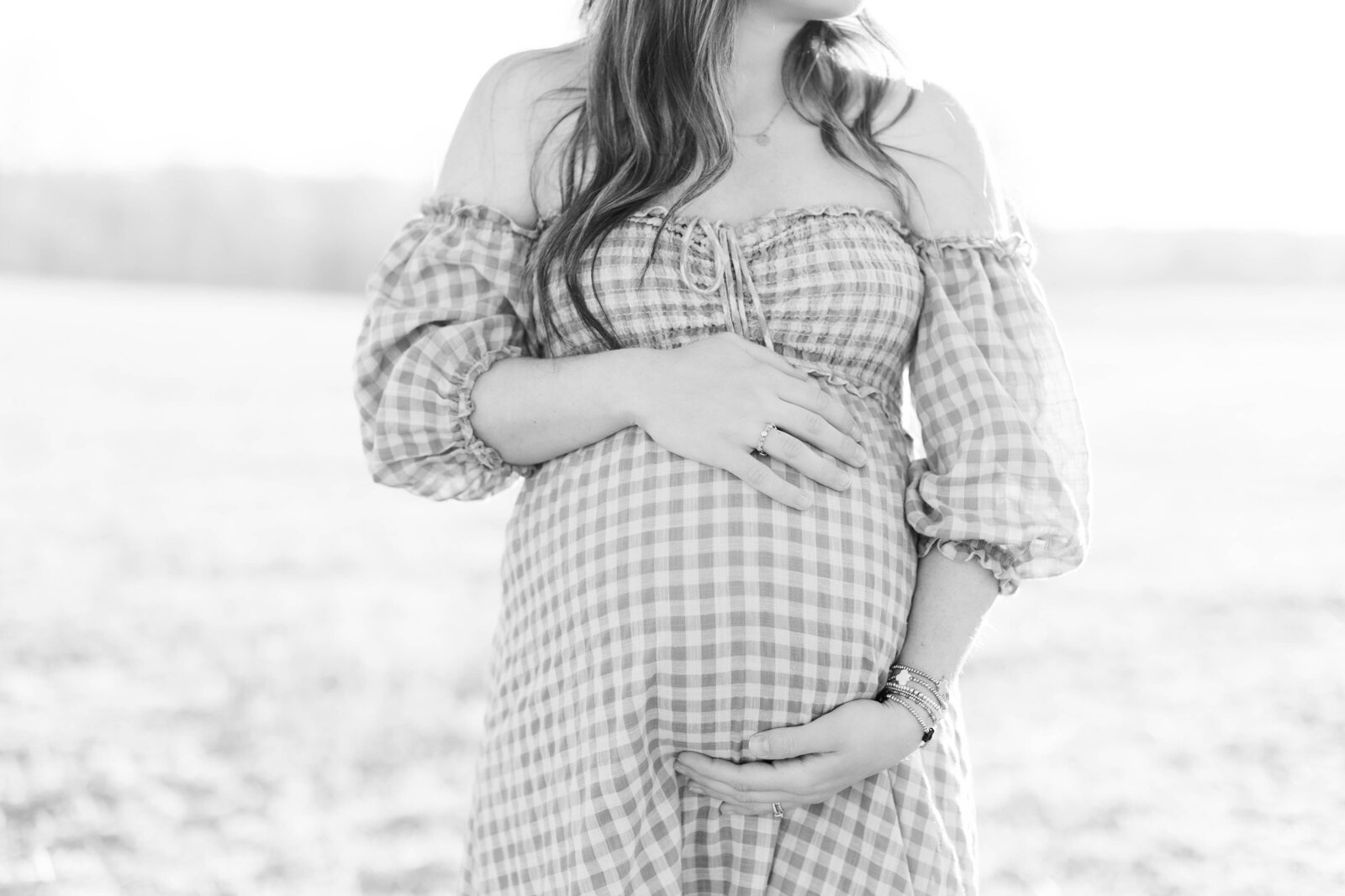 MATERNITY PHOTOSHOOT PICTURE SOUTHERN KENTUCKY PHOTOGRAPHER