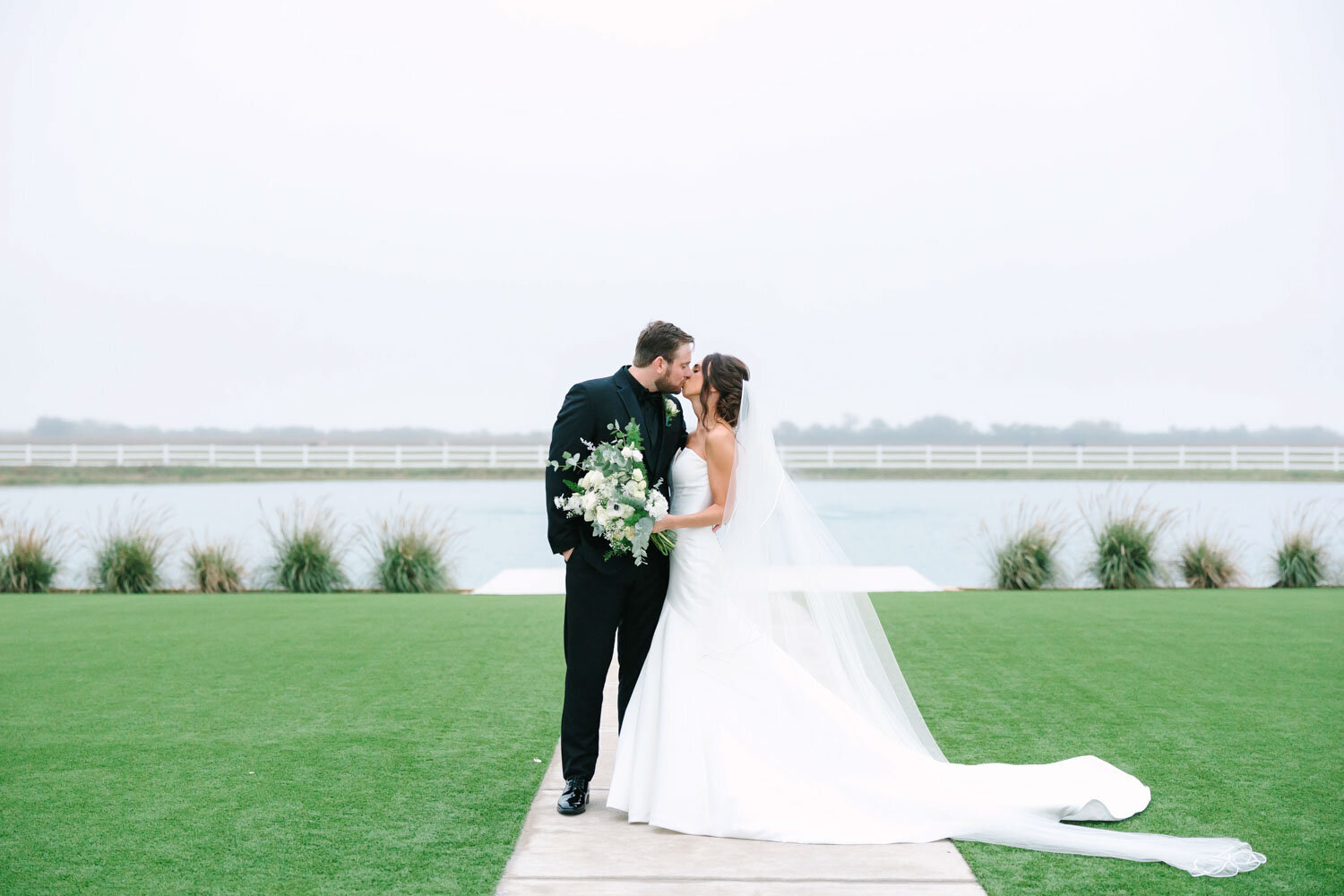 Sydney-and-Carsen-Luxury-wedding-in-Dallas-Texas-Bella-Vista-Wedding-Planning-073