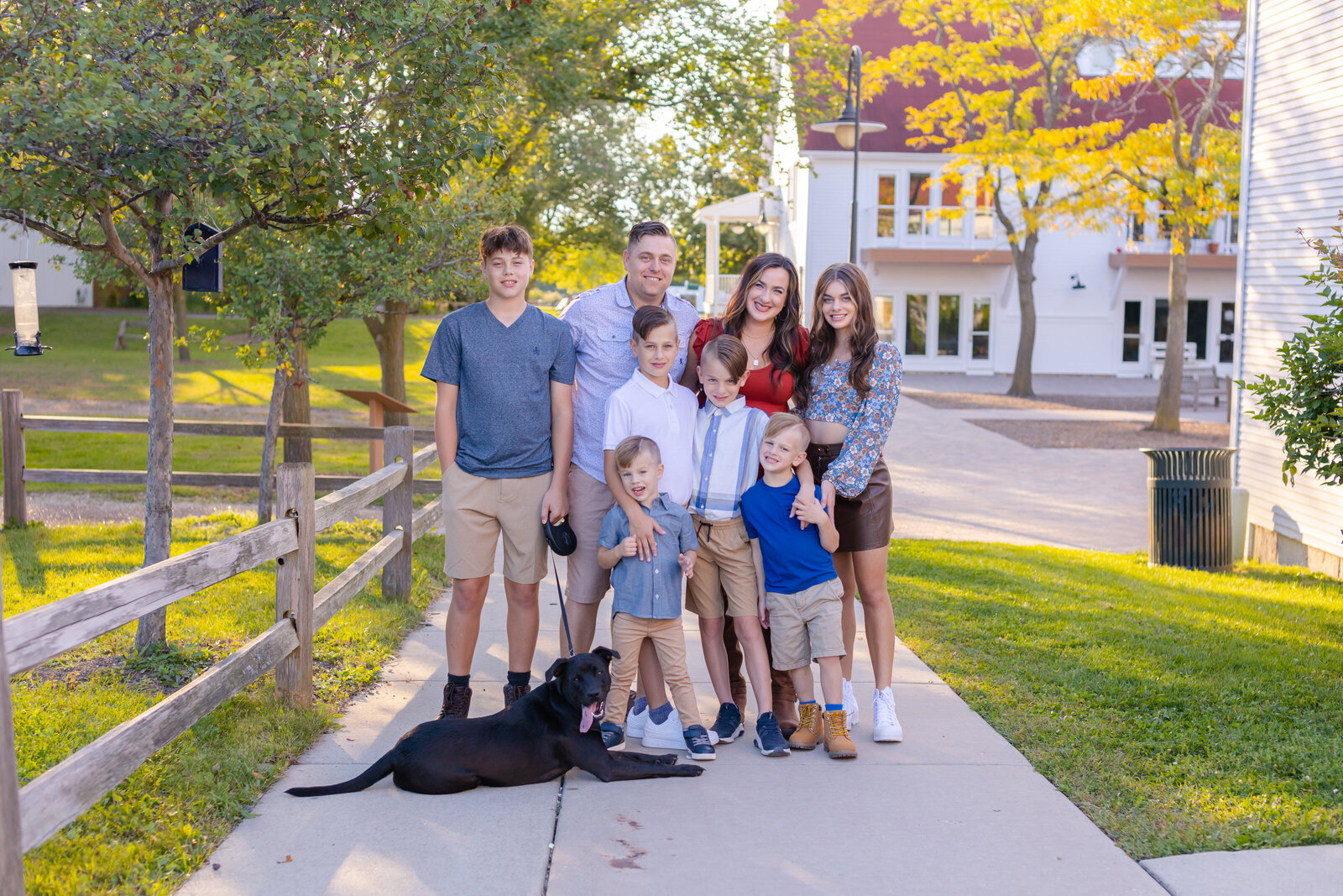 Kristi Ramig, Mini Session, 9-18-22, Byron Colby Barn, Grayslake, IL, Maira Ochoa Photography-0323