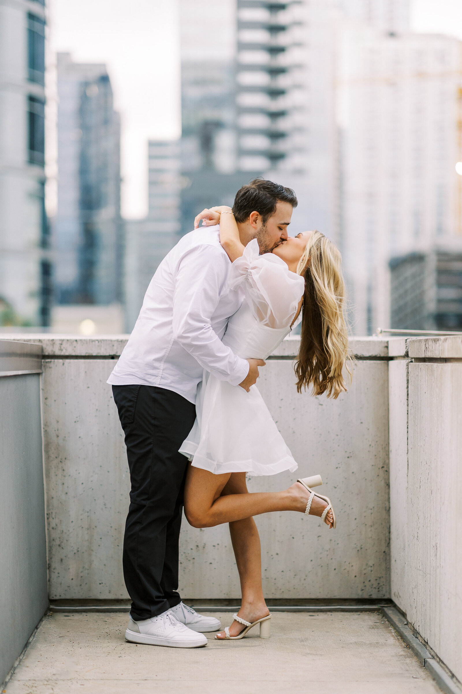 AG_Edge_Rooftop_Bar_Engagement_Session-052