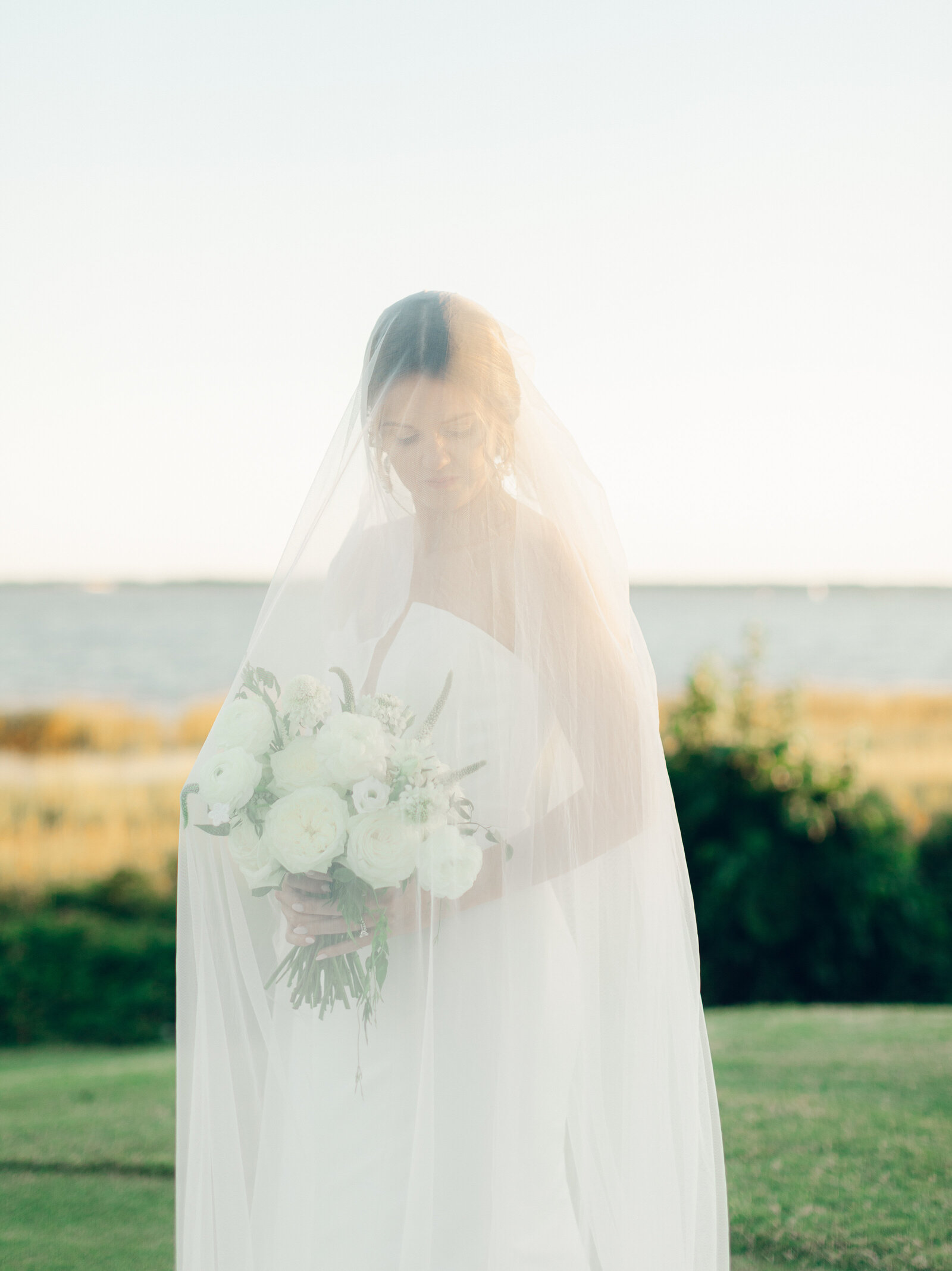 1-torianna-brooke-portraiture-patriots-point-charleston-wedding