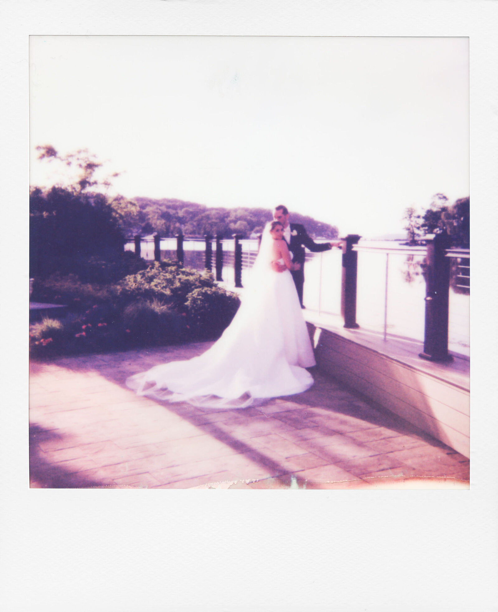POLAROID_1-2