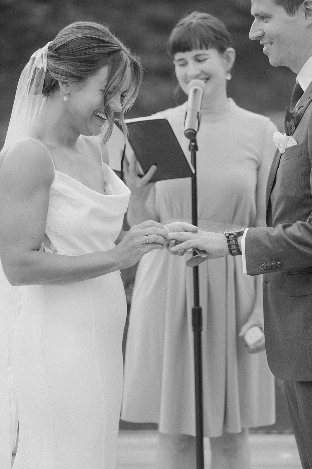 CD_Prospect_Park_Boathouse_Wedding_Wild_Sound_Photography_1J6A5914