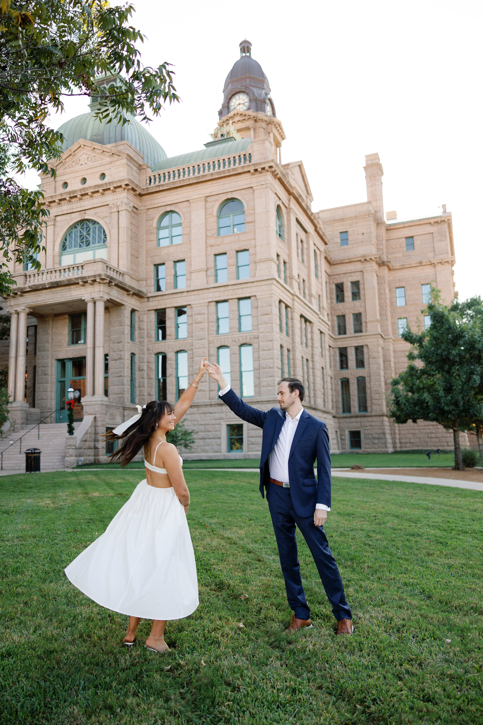 downtowndallasengagementphotos_stillsbytrinity-5