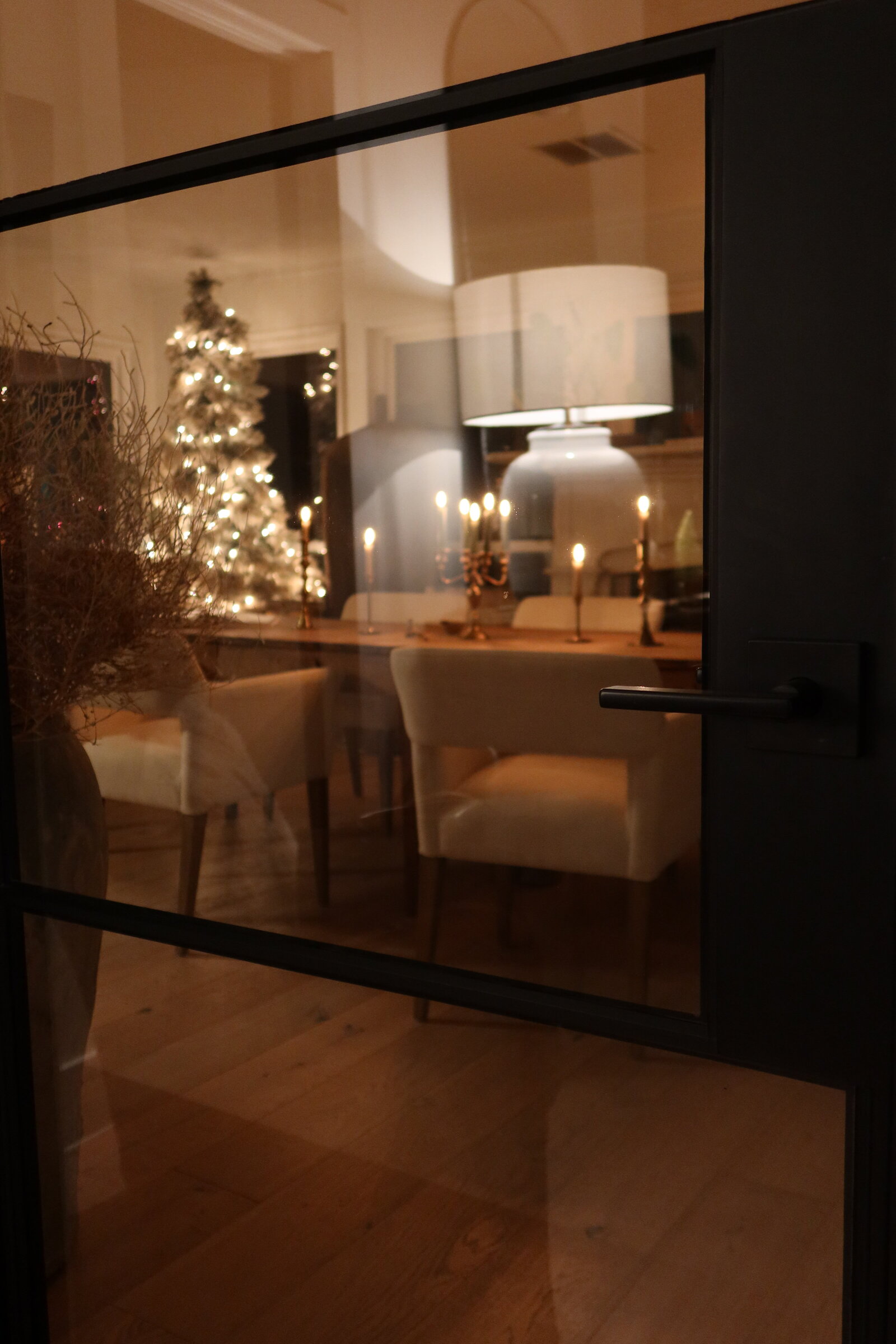 Outside lookin in