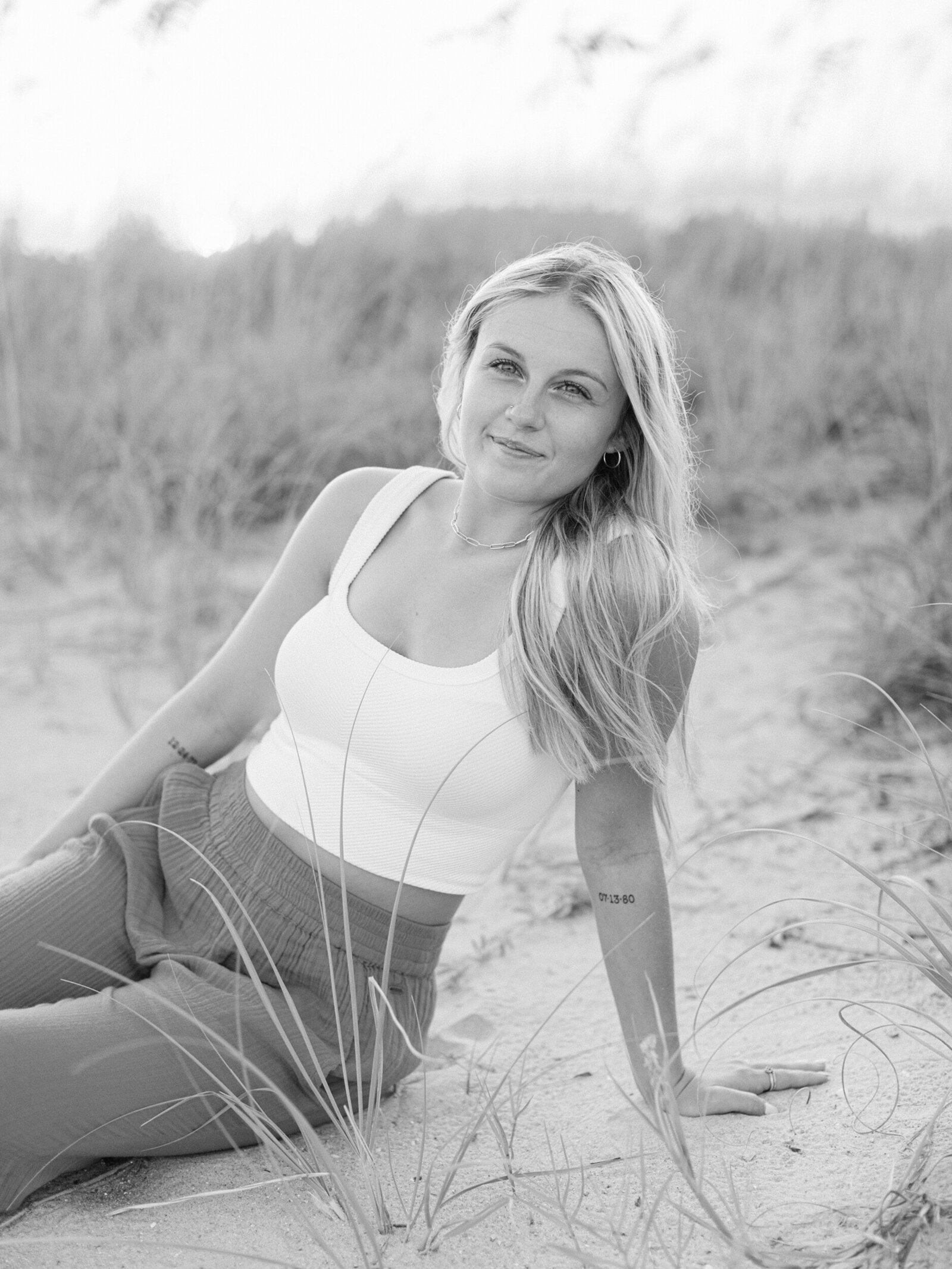 304-torianna-brooke-portraiture-historic-downtown-savannah-senior-session-faith
