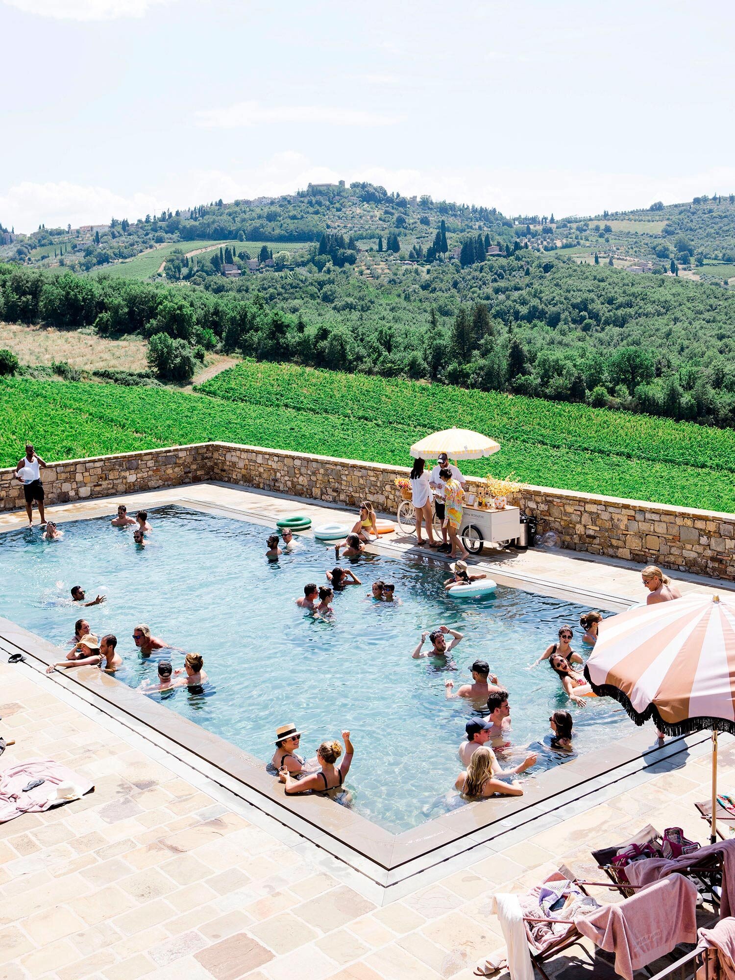 01_pool_party_vignamaggio