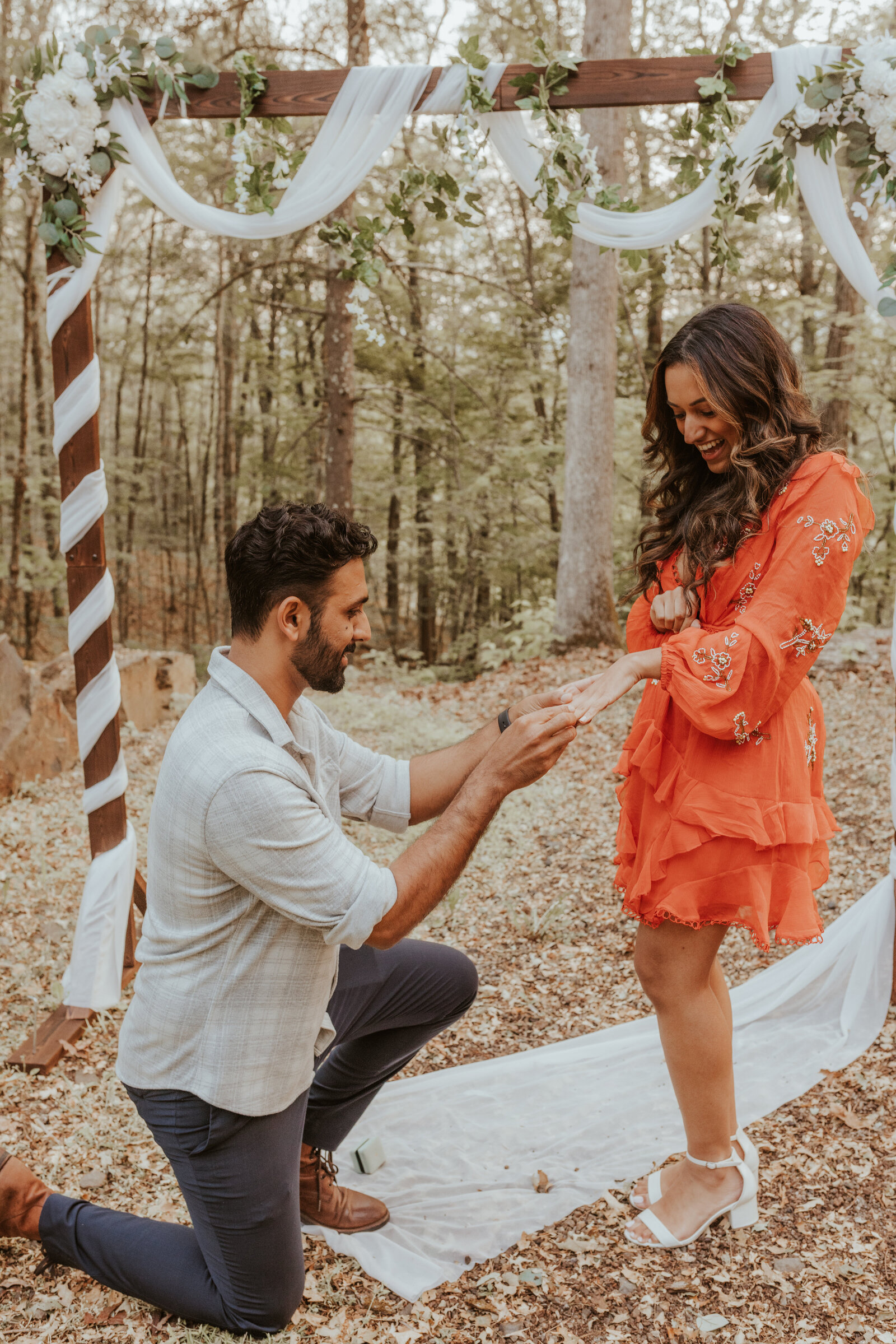 Romantic-Surprise-Proposal-Engagement-Catskills-Love-to-Lens-Photography (14)