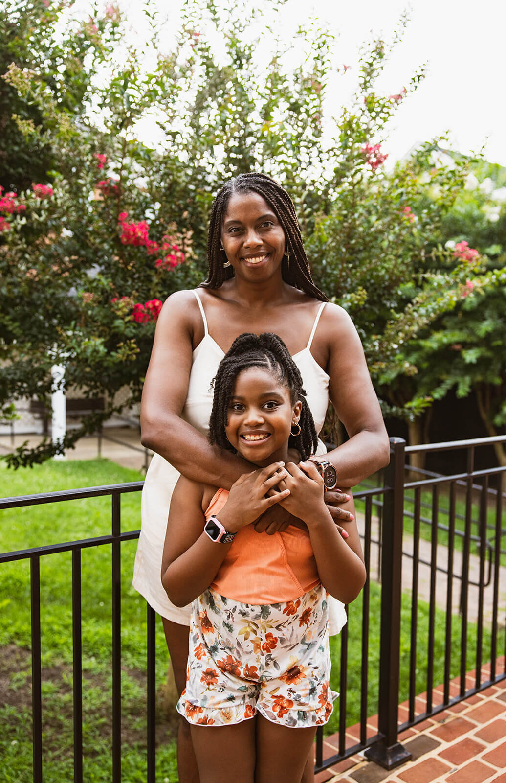 Angela and Gabriella-Family-4320