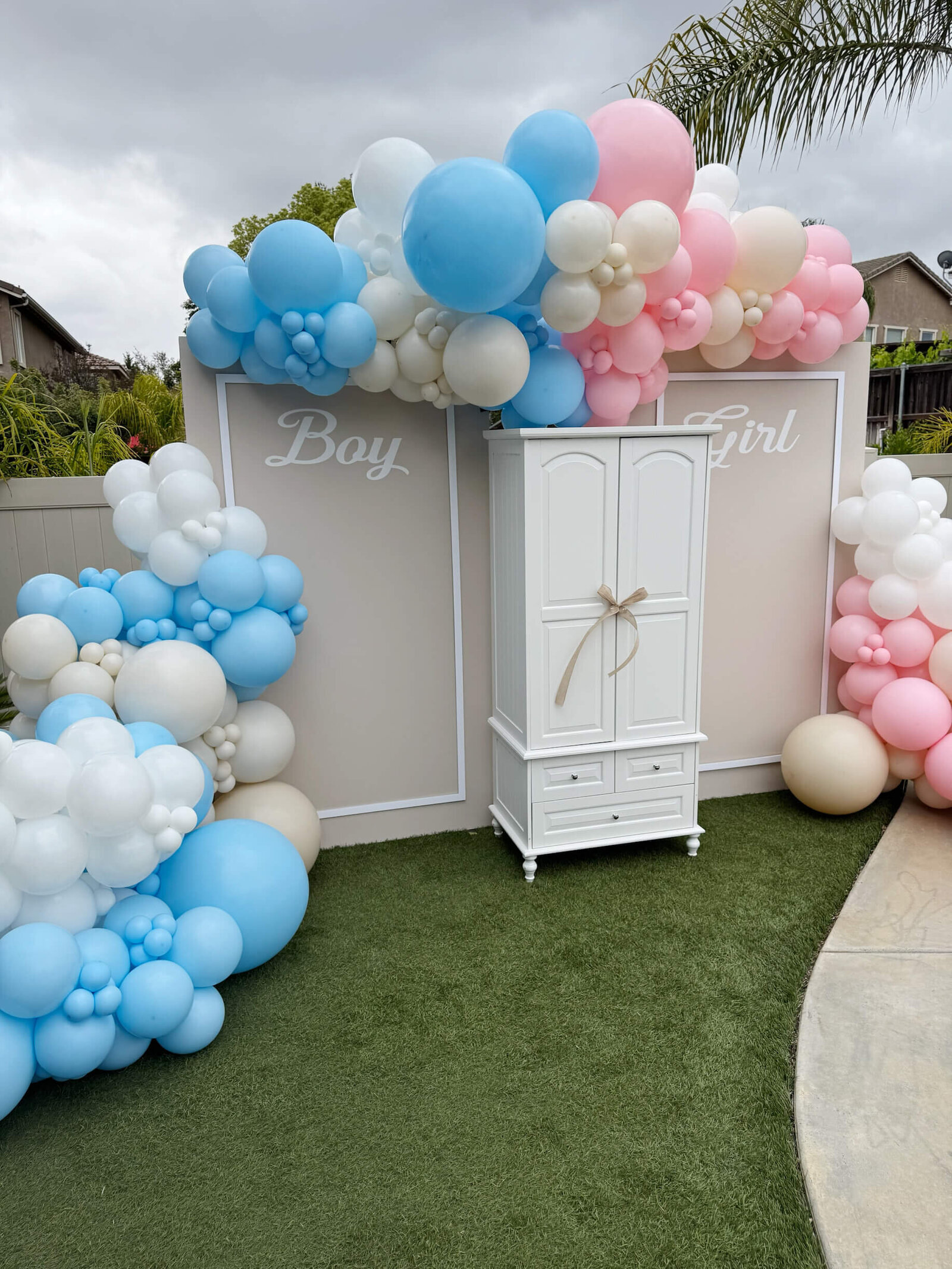 gender reveal balloon decoration rental in  Orange County California