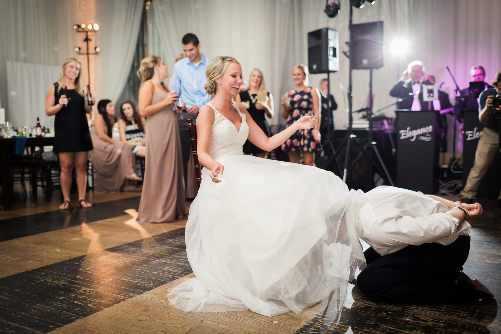 i-charlottesville-winery-wedding_1850