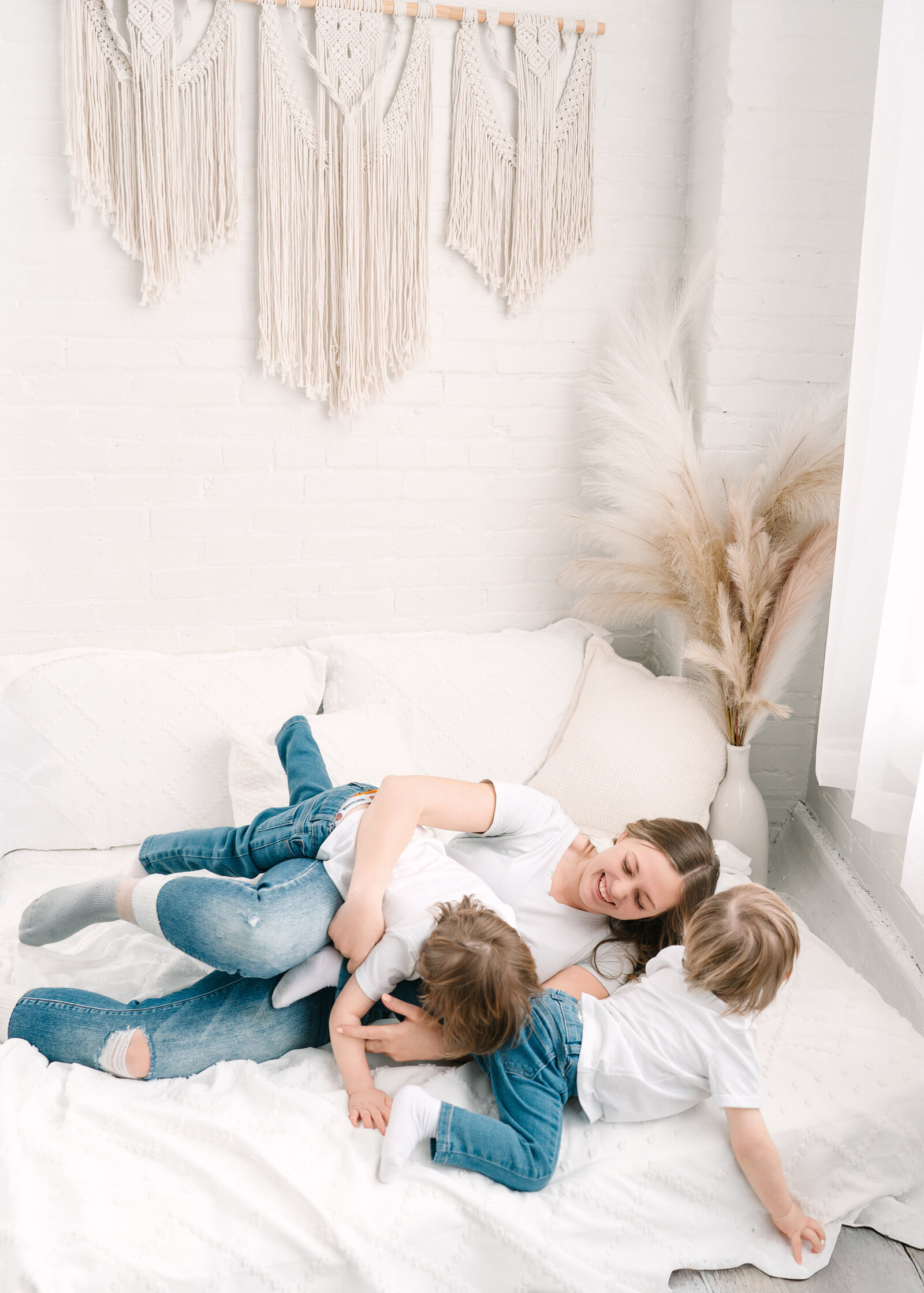 upper peninsula lifestyle family photography session