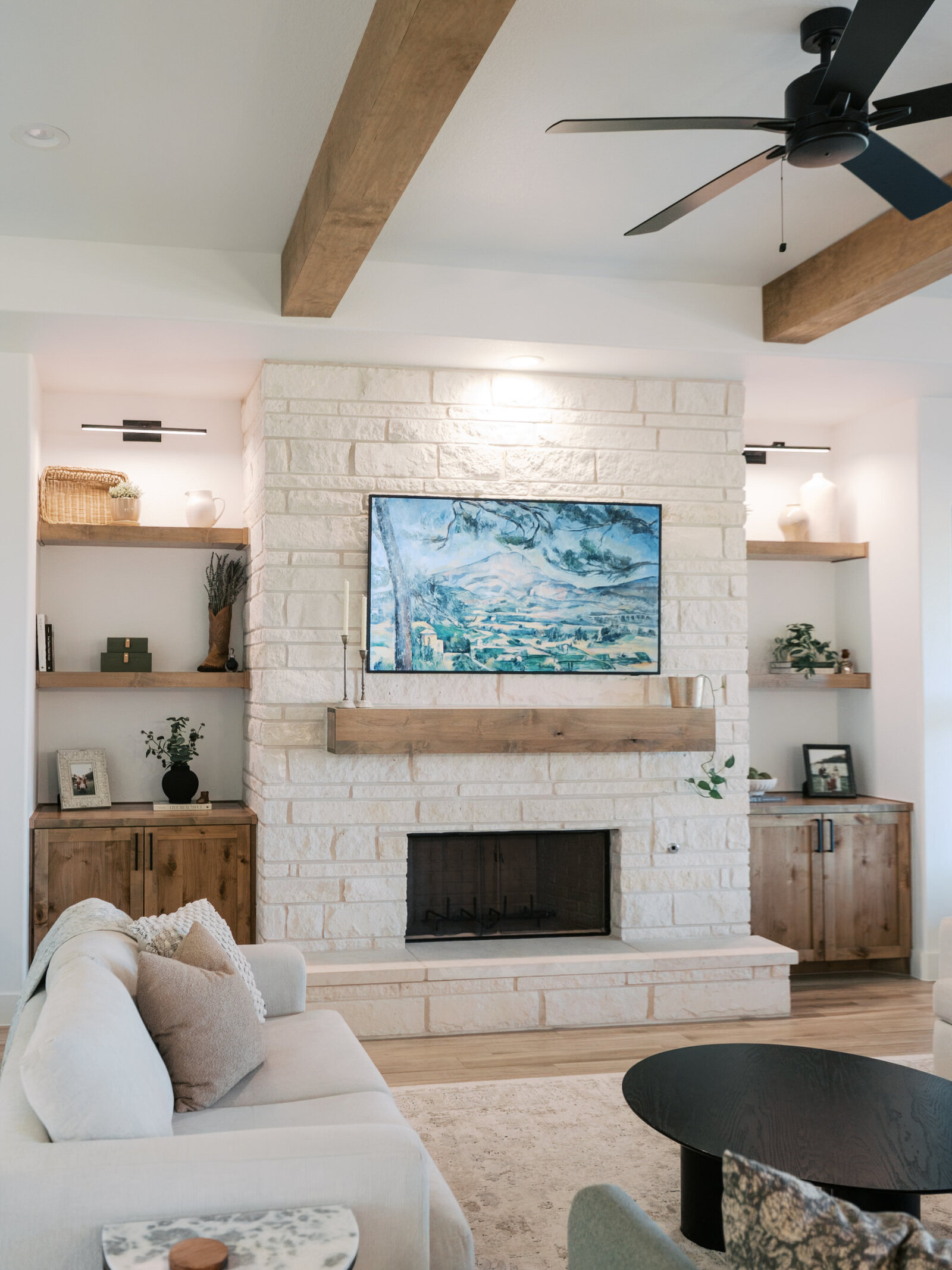 Vineyard-at-Florence-Custom-Home-Builder-Florence-TX-19