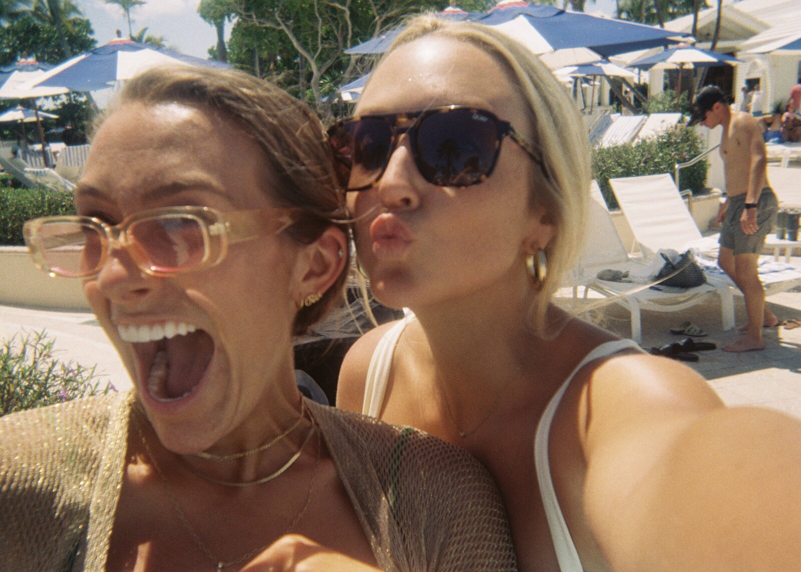PARKER POOL PARTY 5