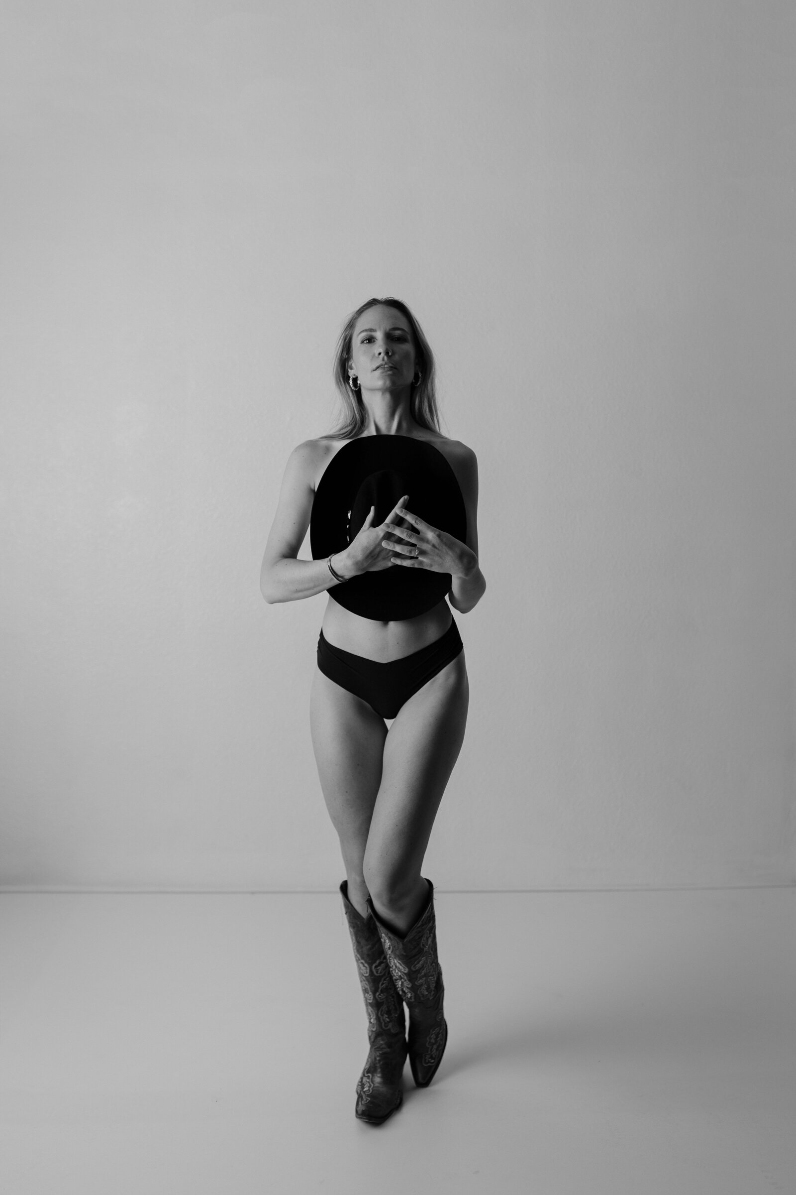 MeganBoudoir2024_18
