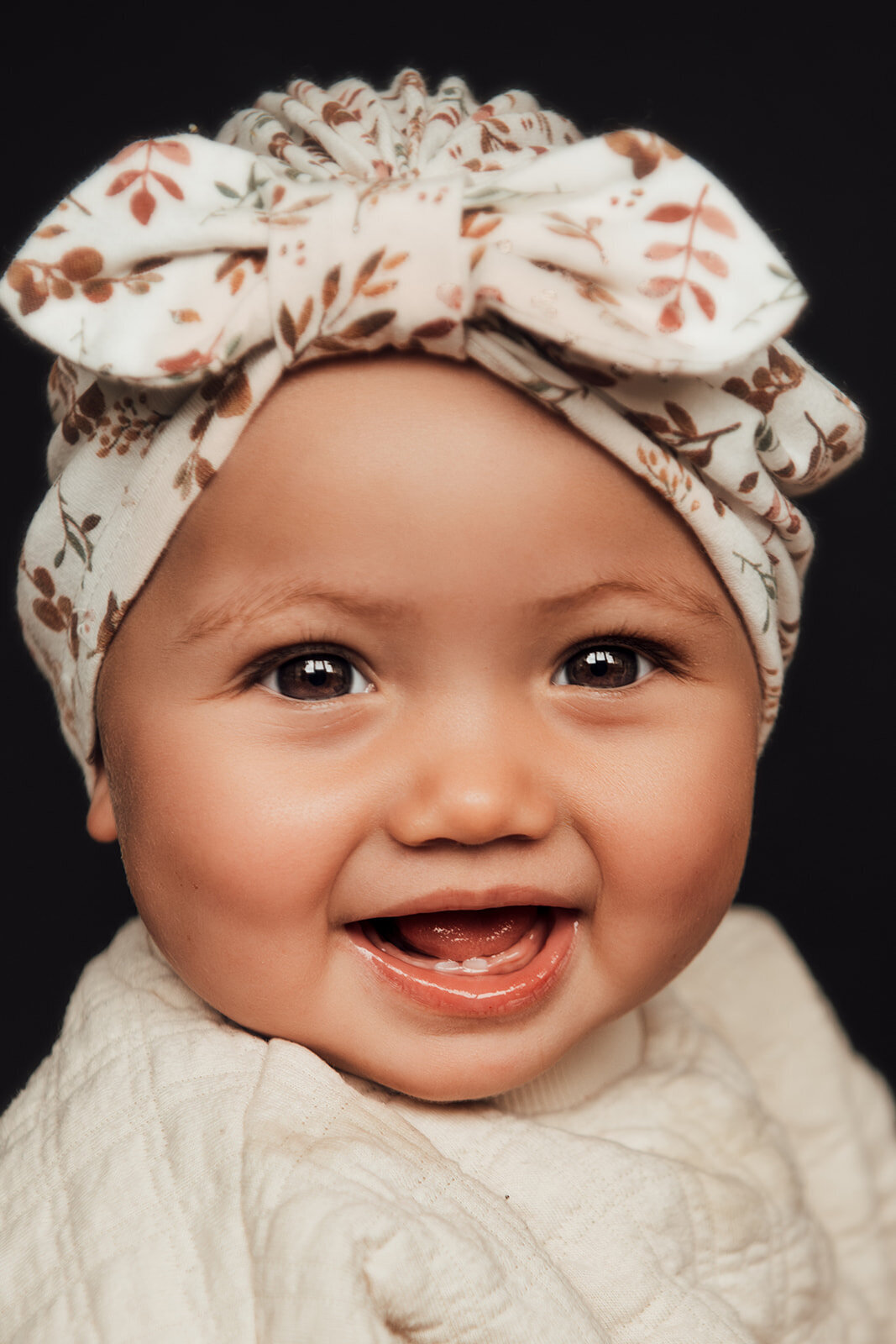 Spontane gezinsfotografie met natuurlijk licht door fotograaf in Spijkenisse