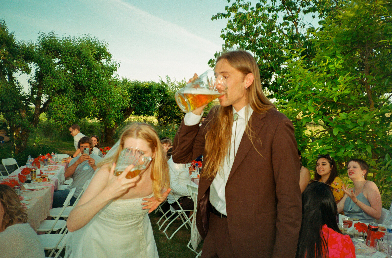 2025-ace-photography-oregon-backyard-wedding-sneak-peeks-24