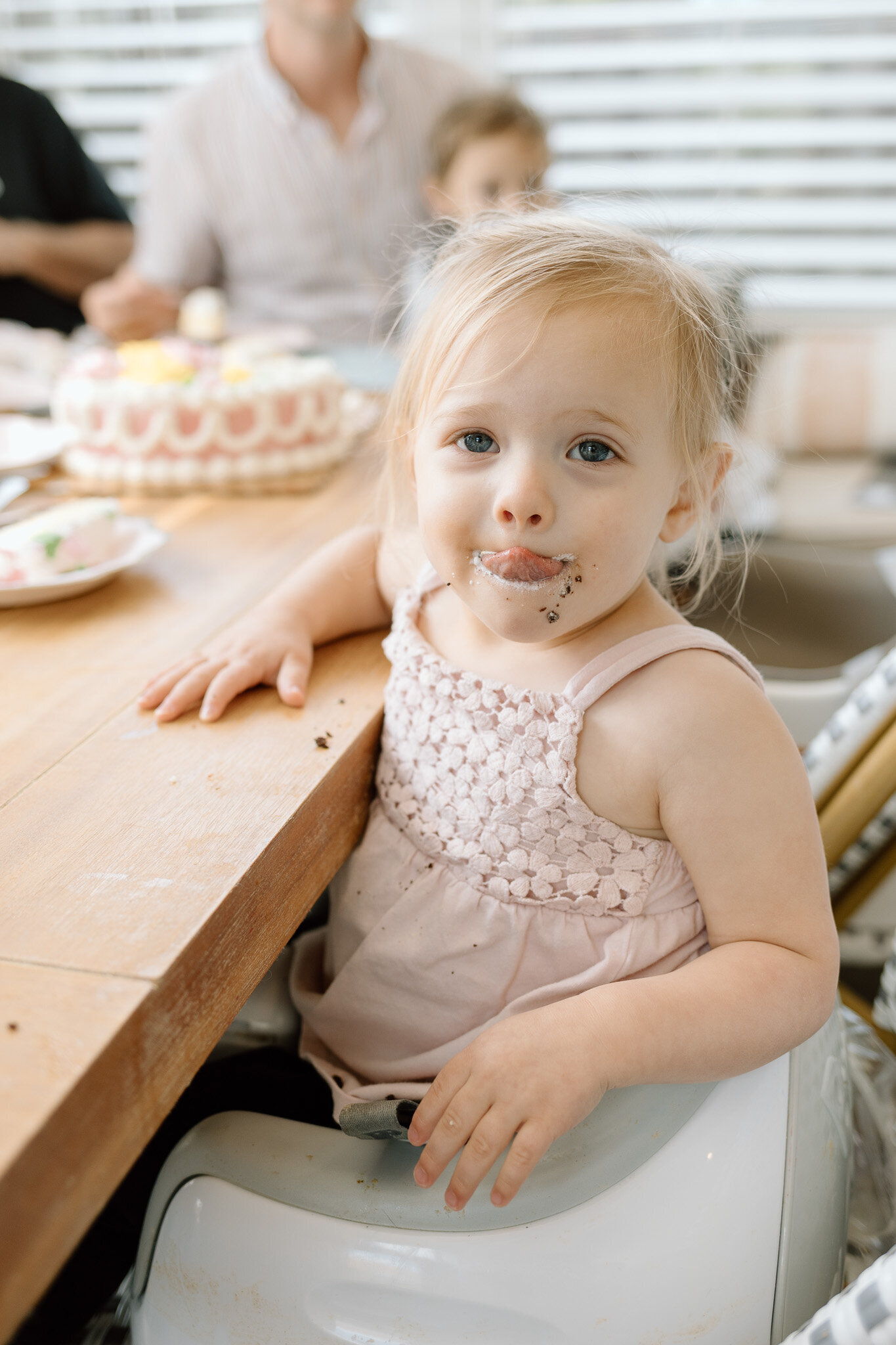 first-birthday-party-photo-document (3)